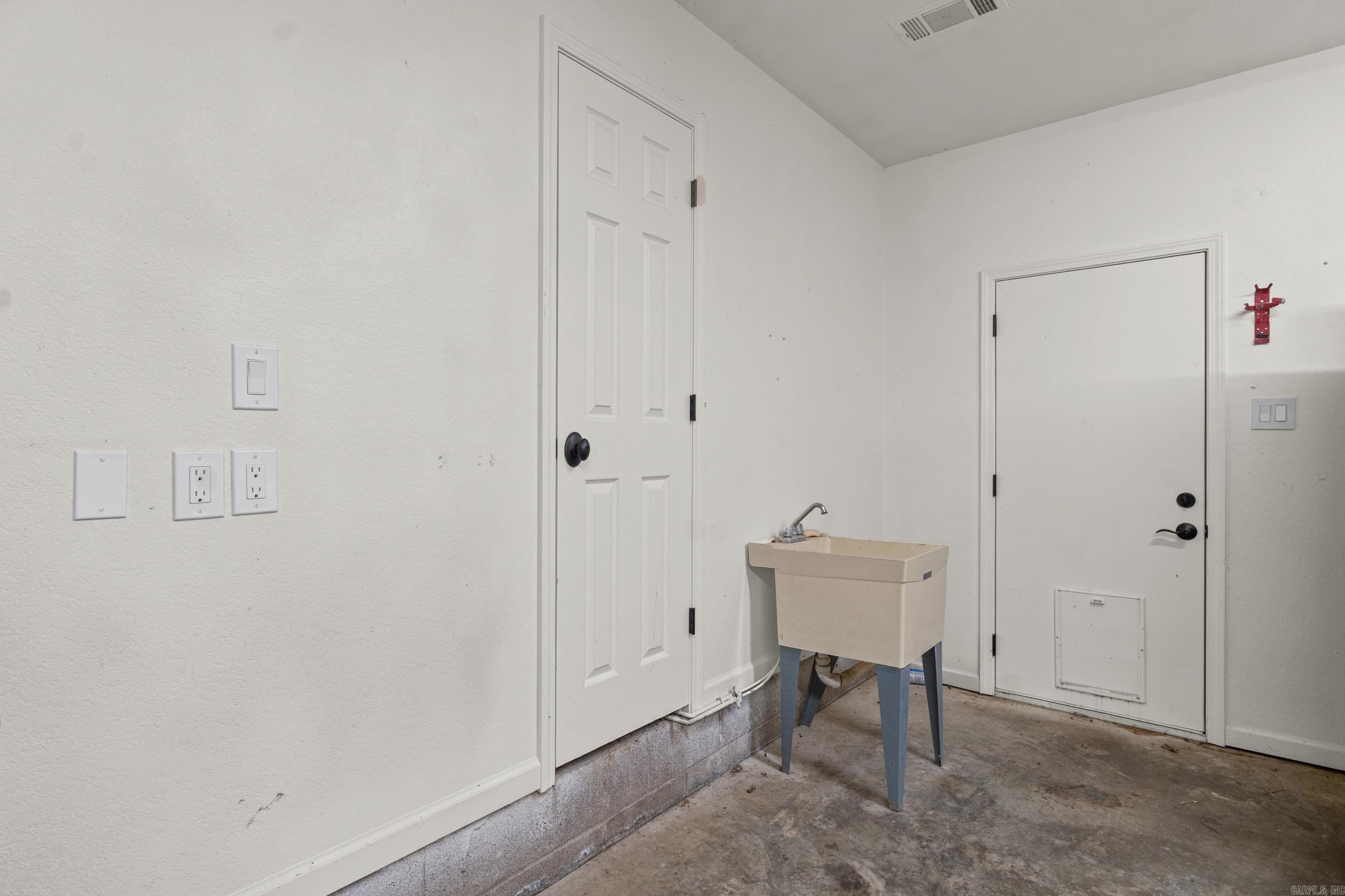 16541 Highway 31 N Highway Property Photo 35