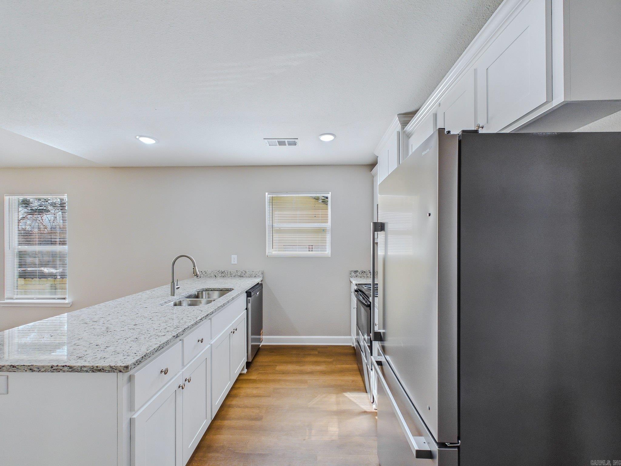 2016 S Valentine Street Property Photo 6