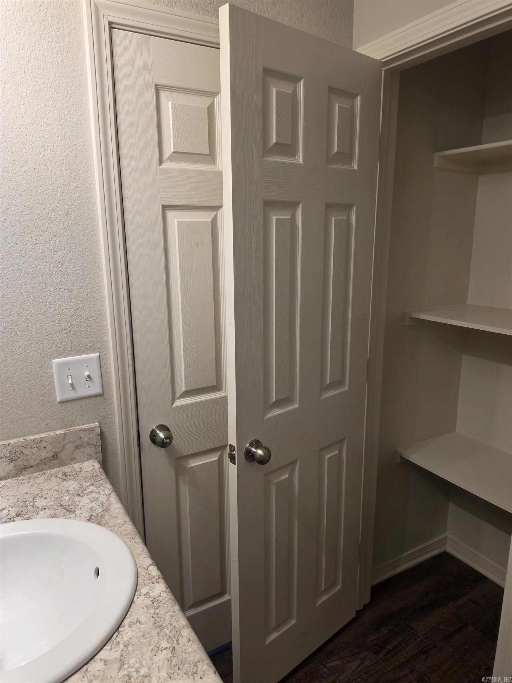 23 Laney Loop Property Photo 11