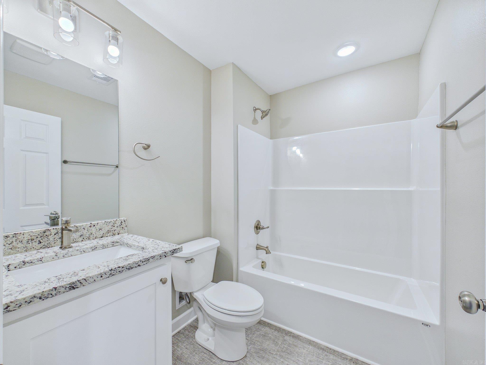 2803 W Daisy L Gatson Bates Drive Property Photo 17