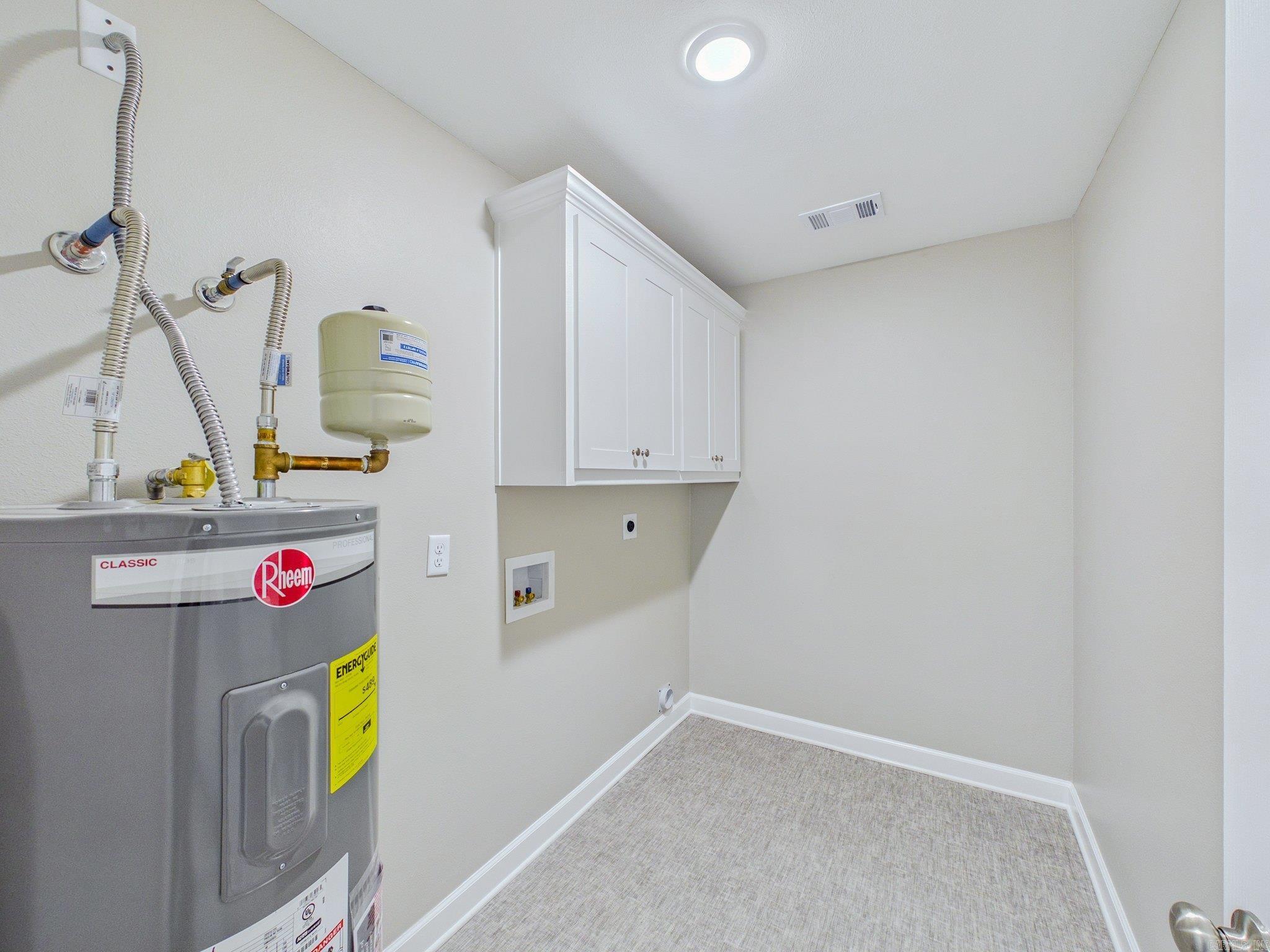 2803 W Daisy L Gatson Bates Drive Property Photo 18