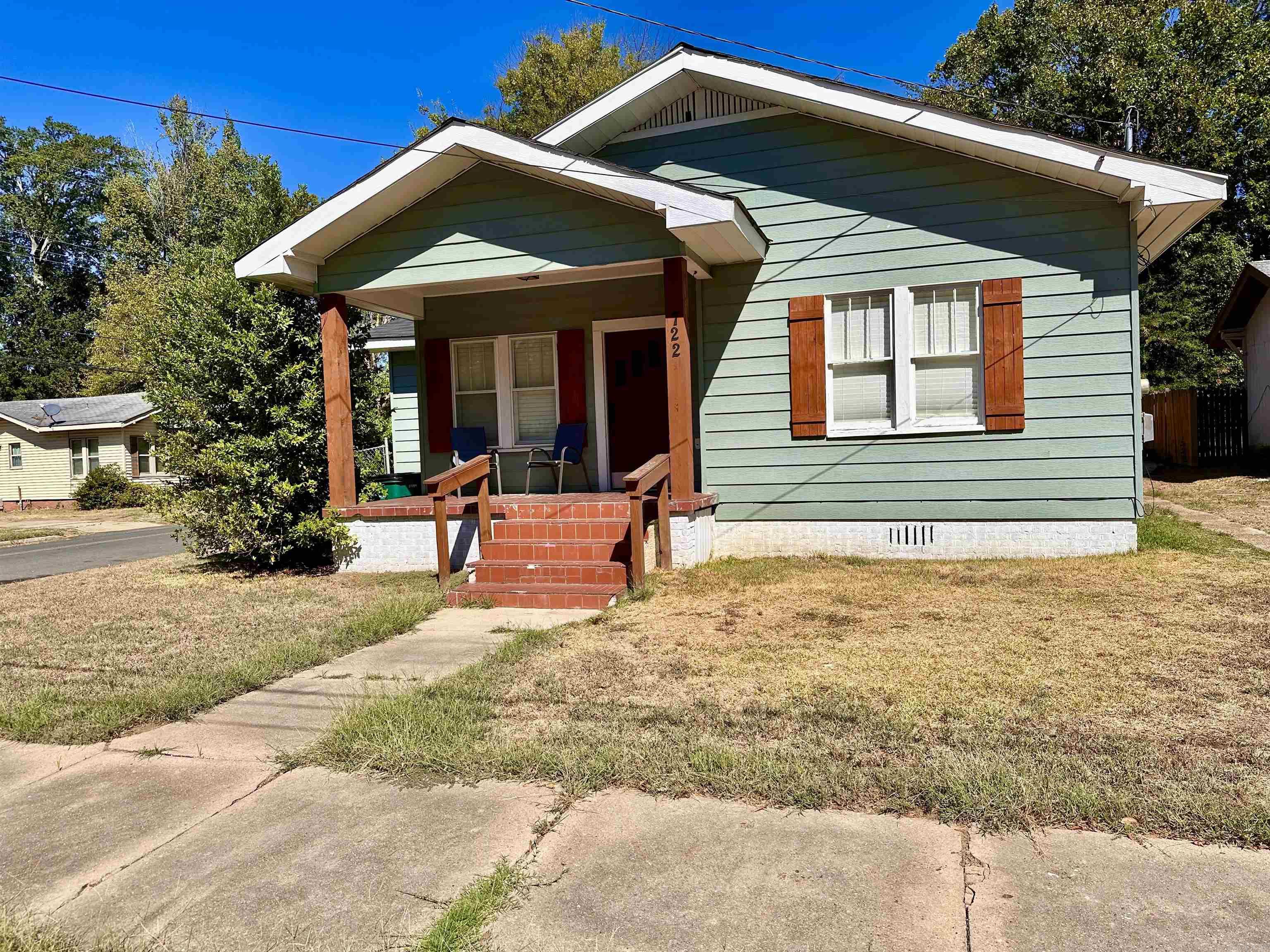 722 W Cedar Street Property Photo 2