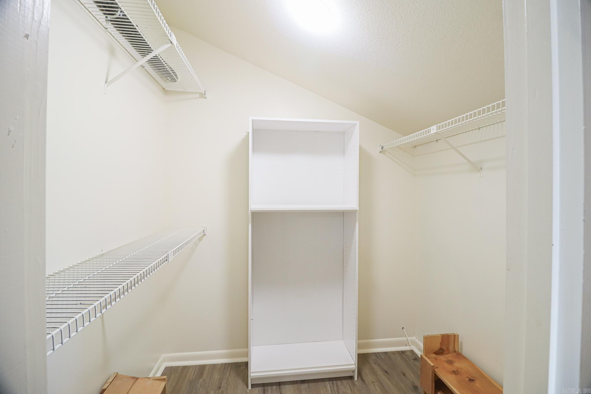 2711 Greenbriar Drive A Property Photo 29