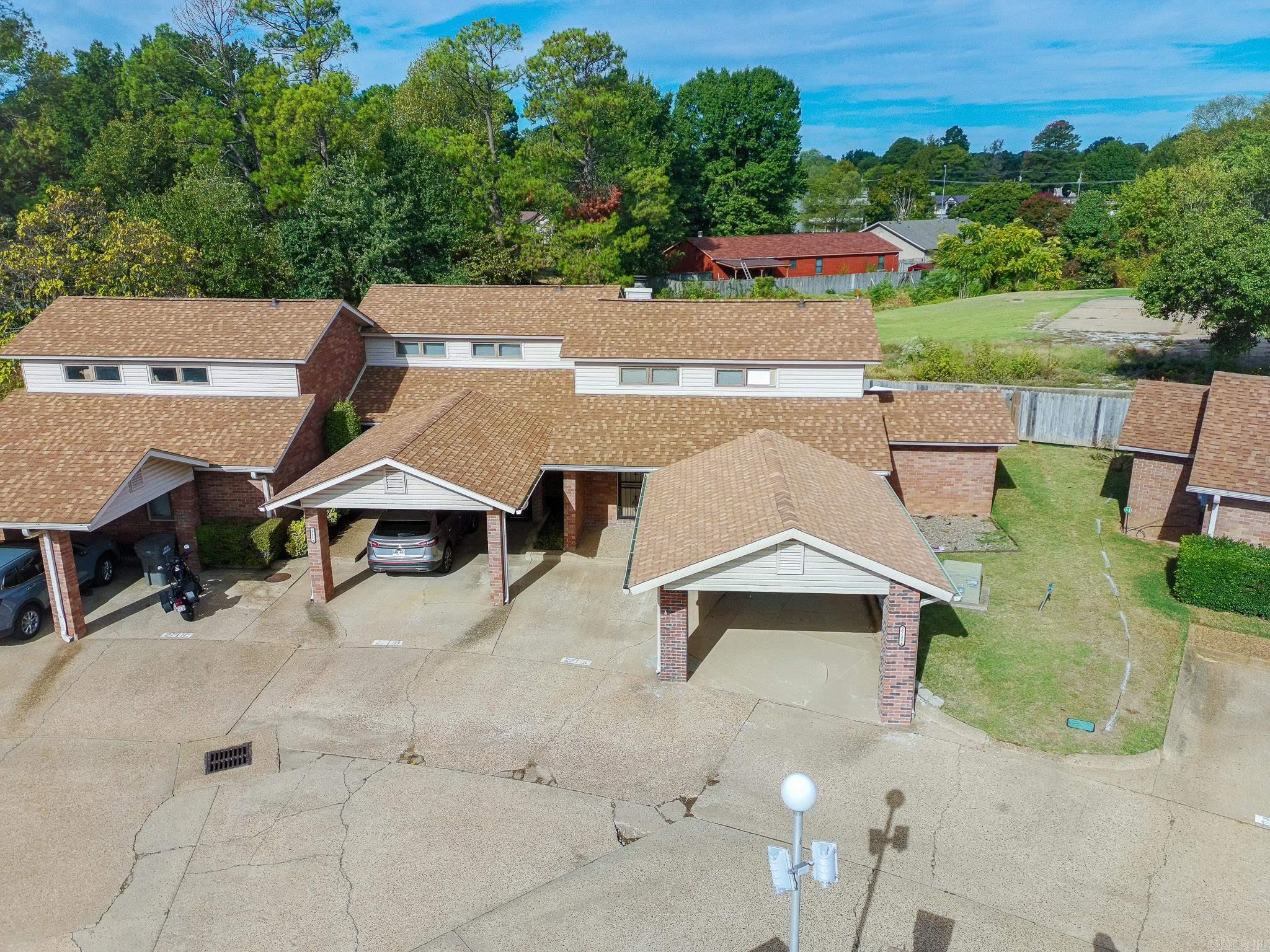 2711 Greenbriar Drive A Property Photo 37
