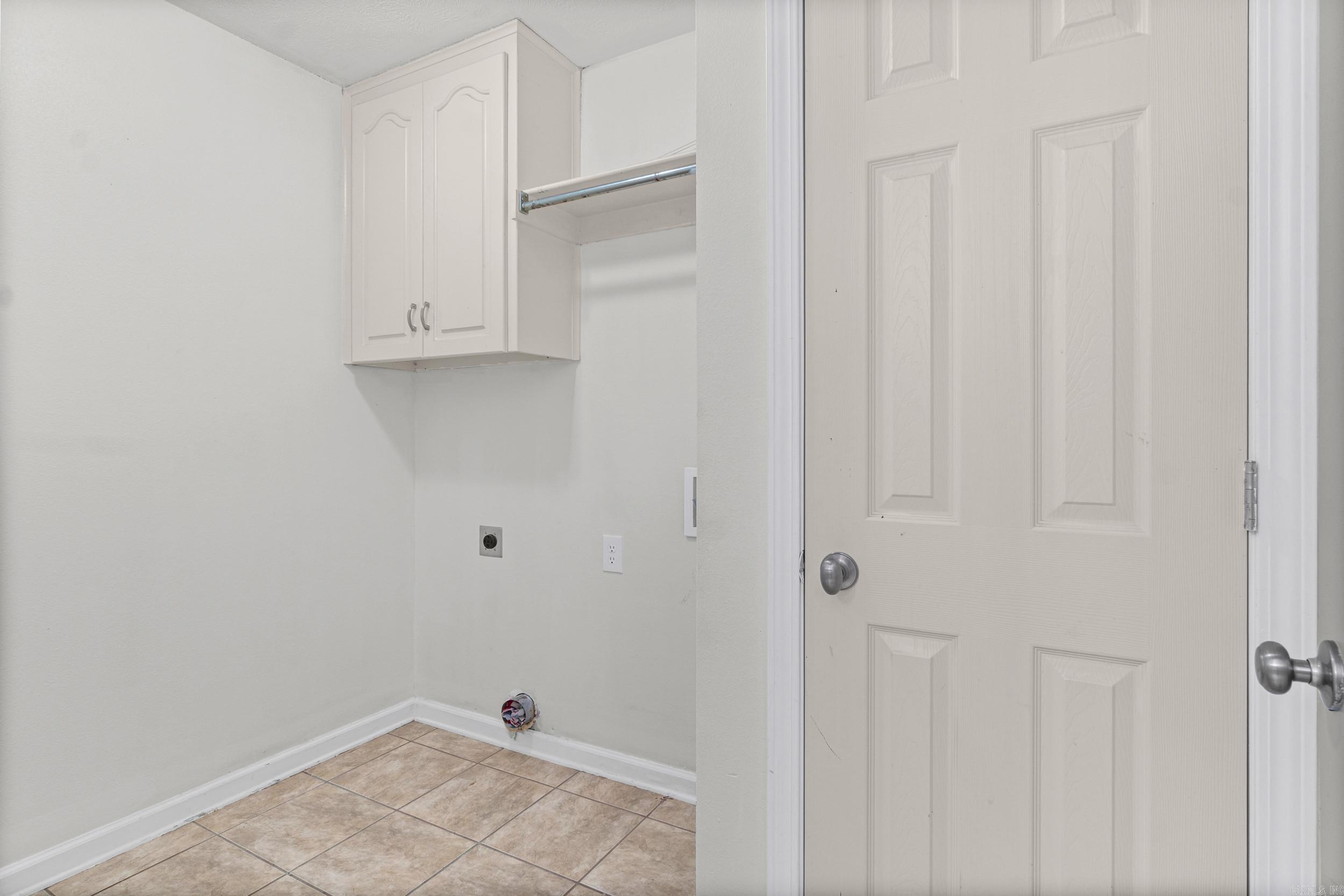 101 Lucy Ln. Property Photo 11