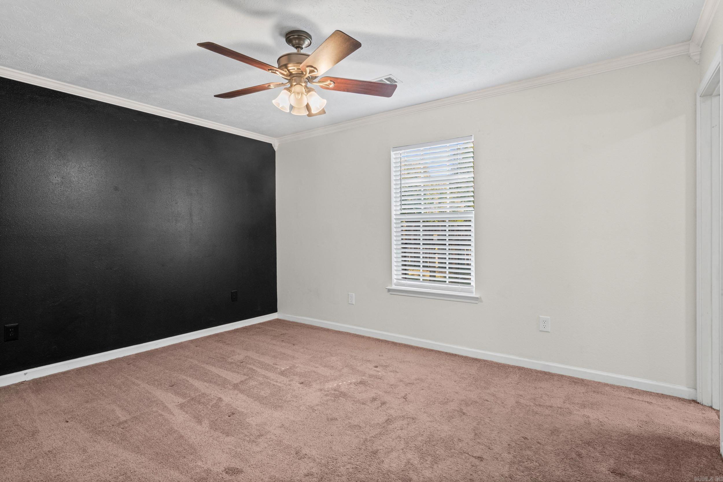 101 Lucy Ln. Property Photo 13