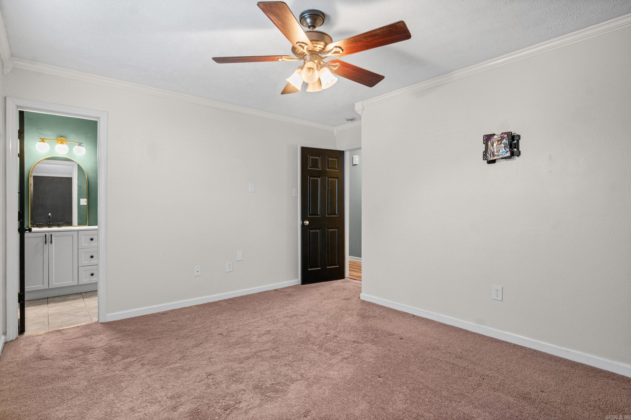 101 Lucy Ln. Property Photo 15