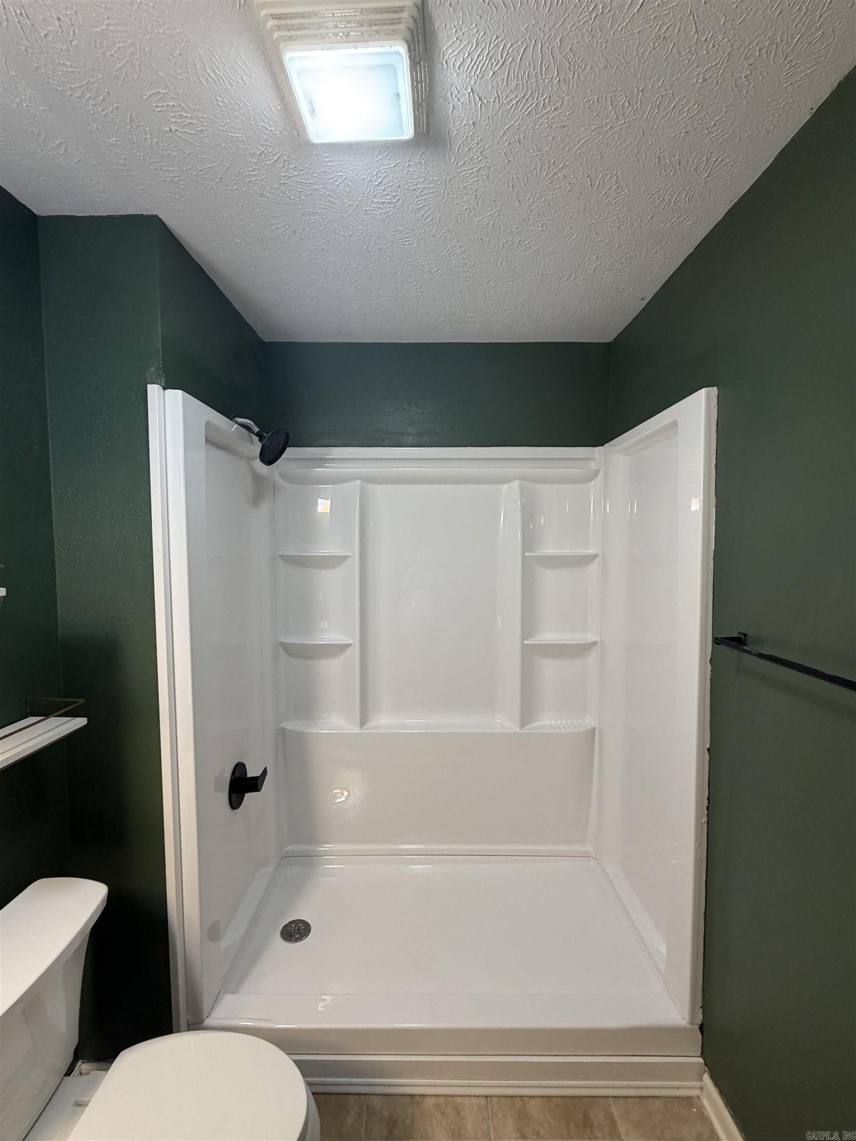 101 Lucy Ln. Property Photo 17