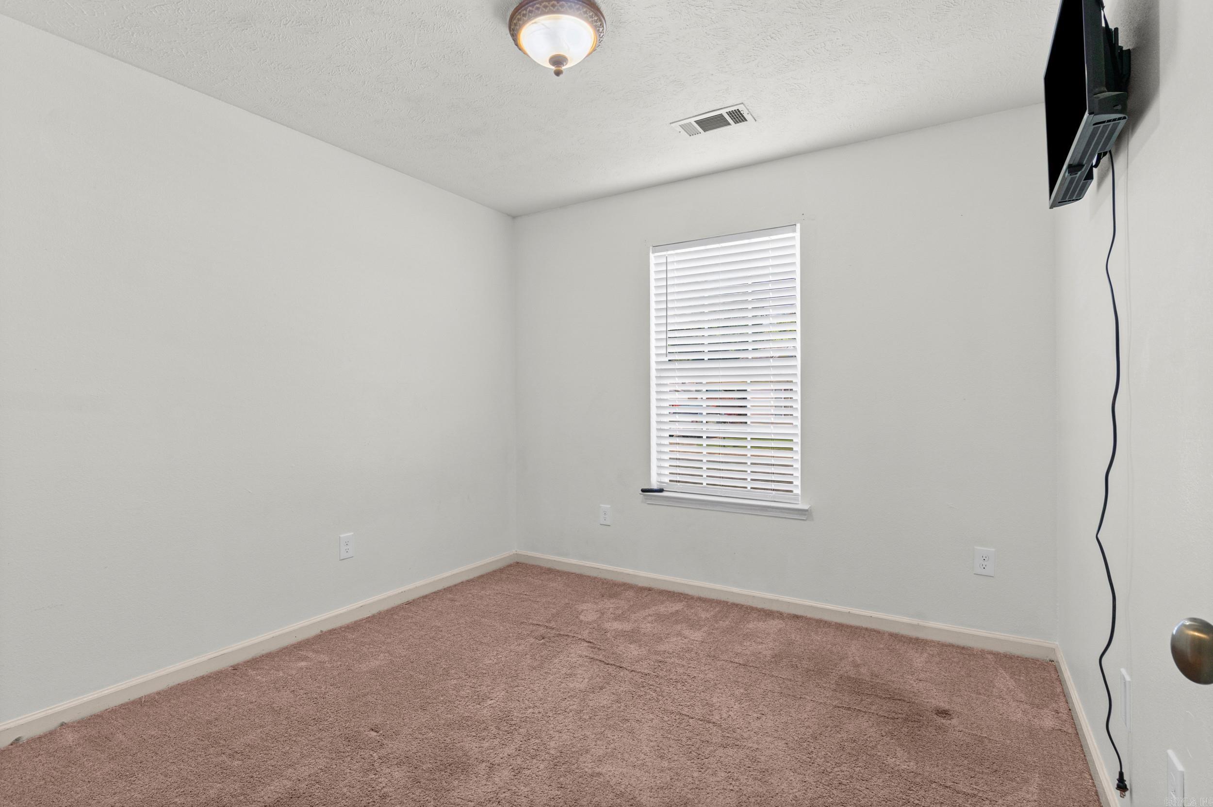 101 Lucy Ln. Property Photo 19