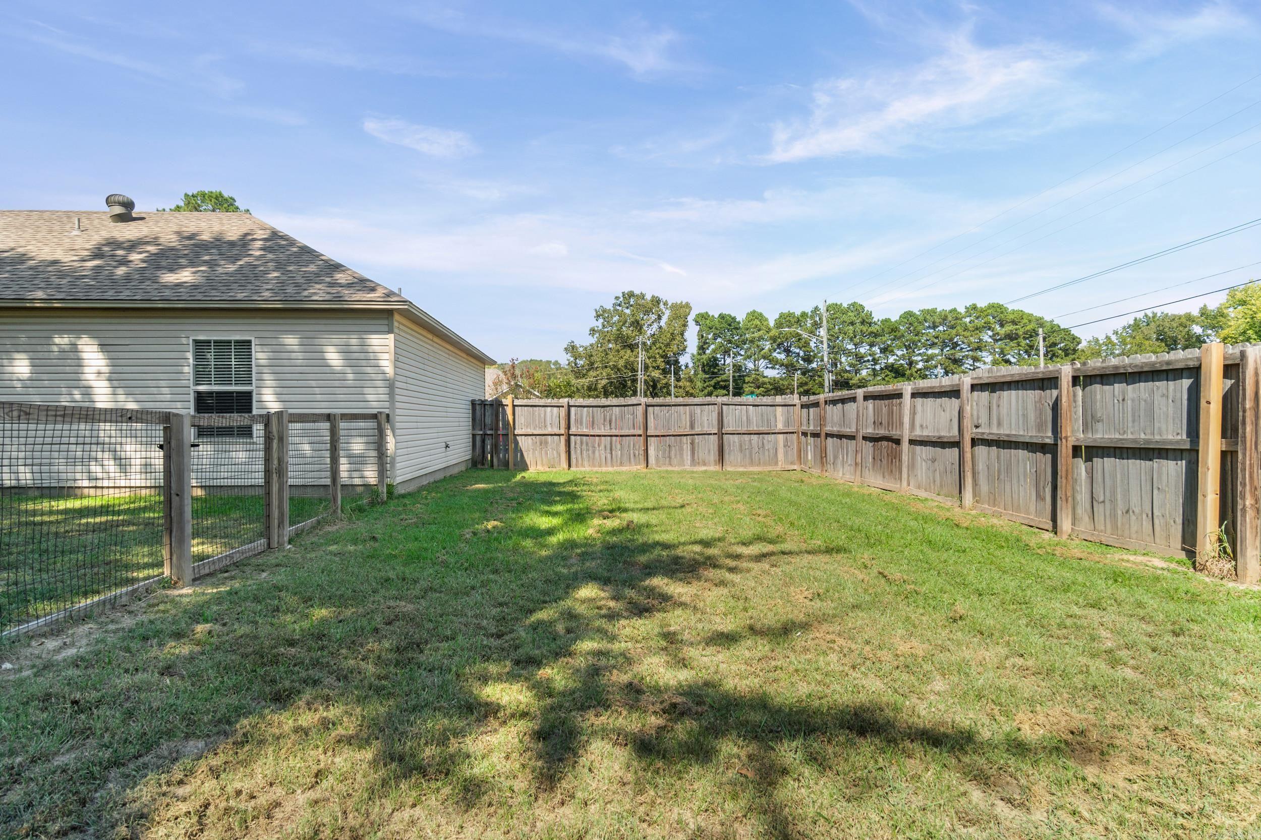 101 Lucy Ln. Property Photo 26