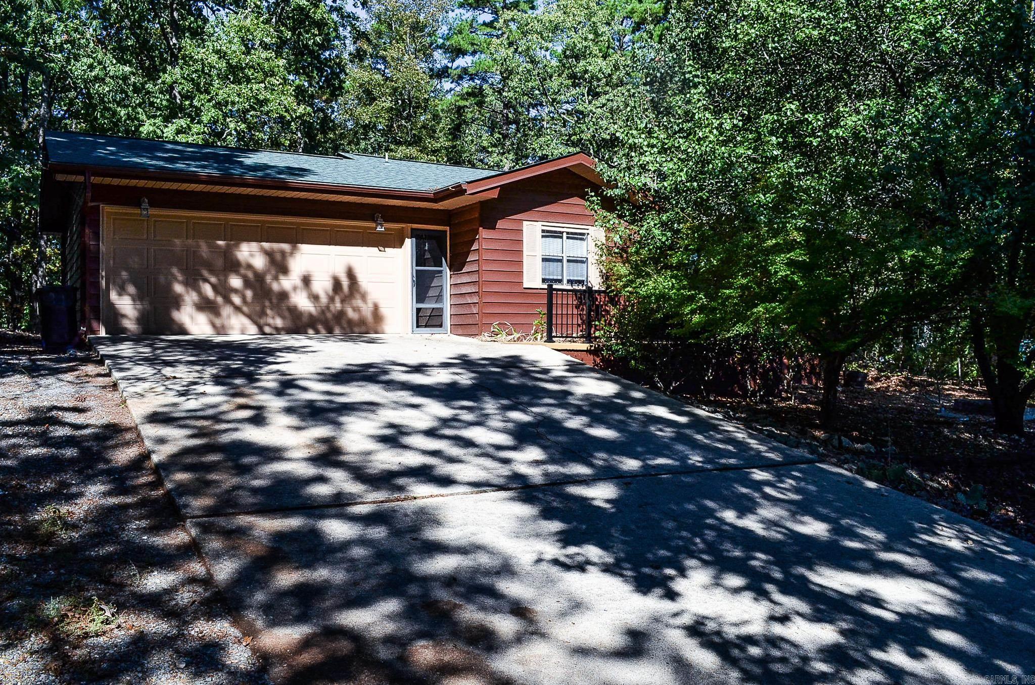 15 Jumilla Lane Property Photo 1