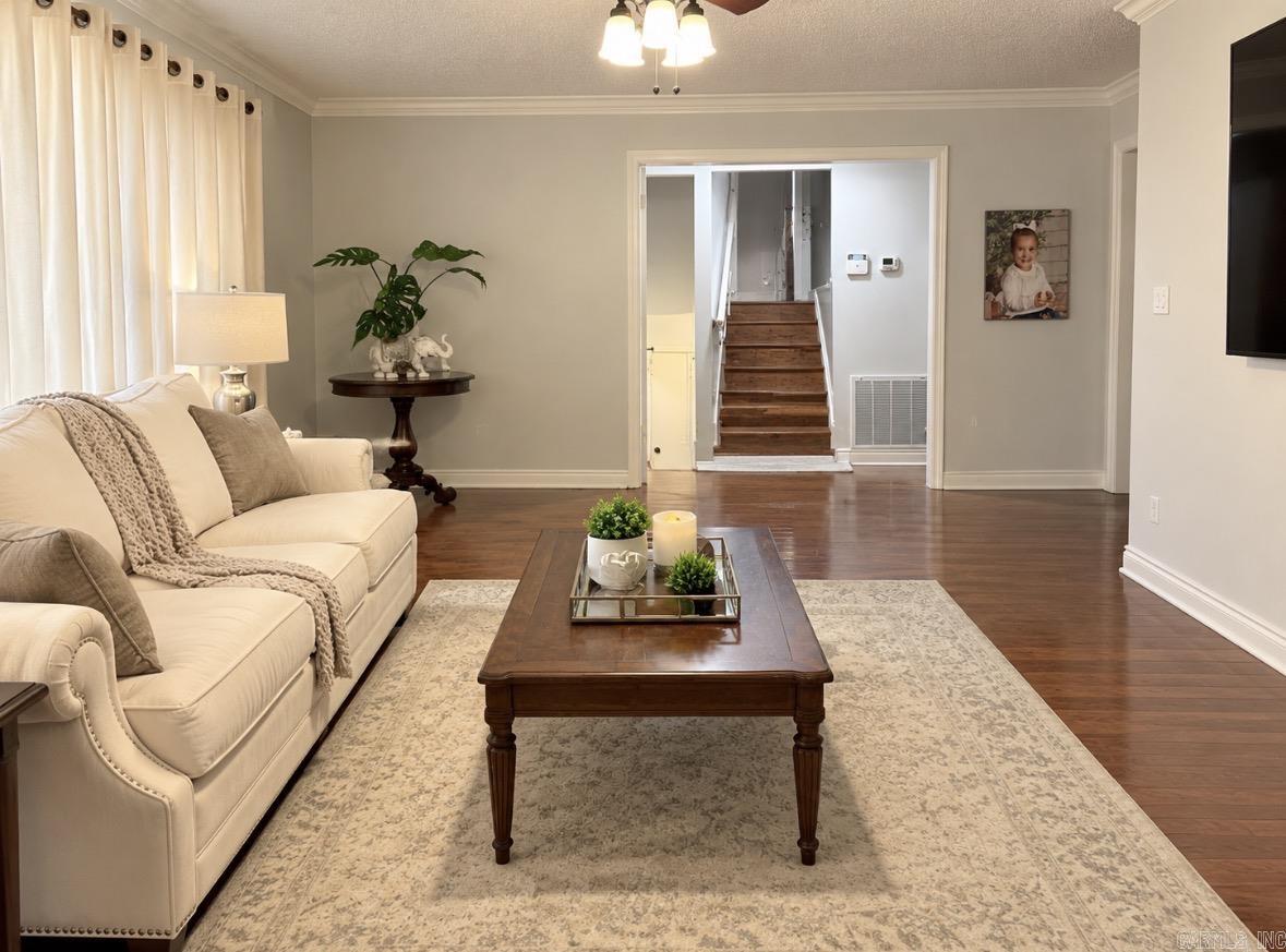 2 Highwood Drive Property Photo 10