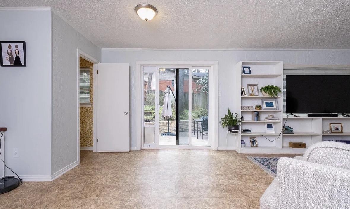 2 Highwood Drive Property Photo 28