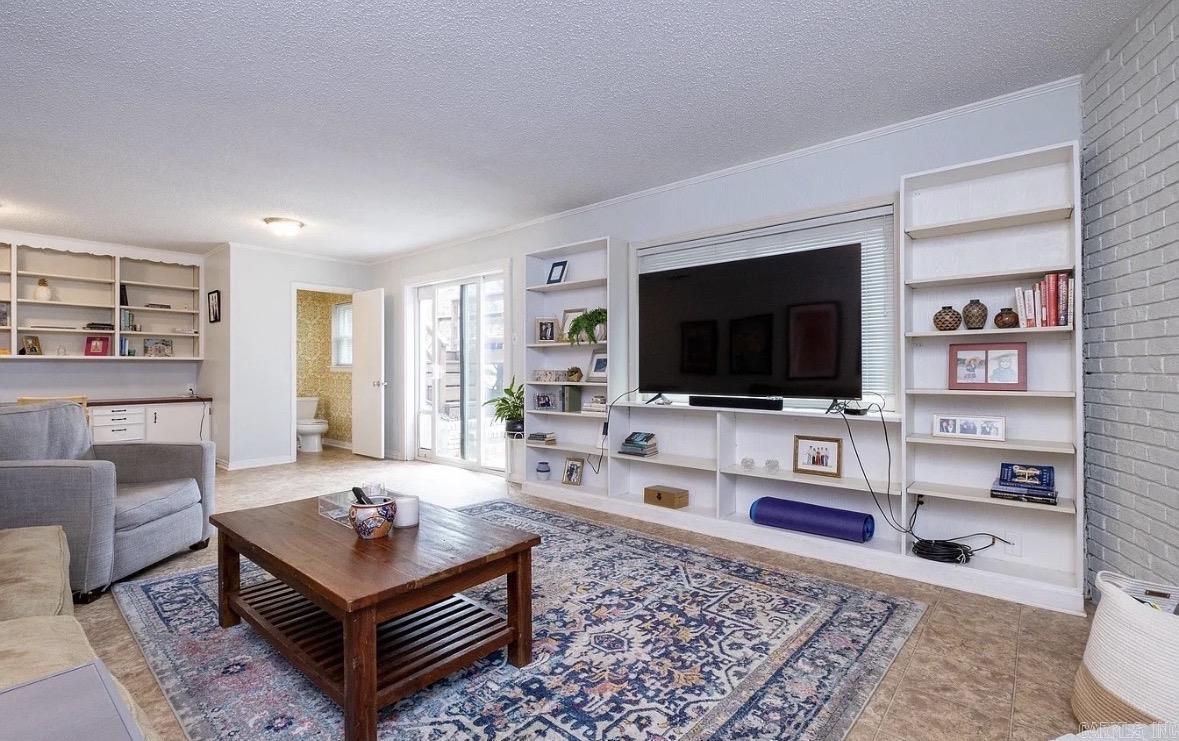 2 Highwood Drive Property Photo 32