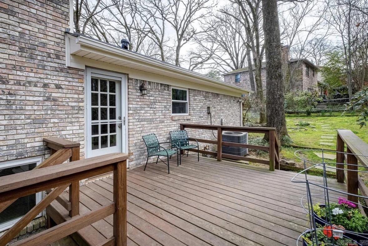 2 Highwood Drive Property Photo 35