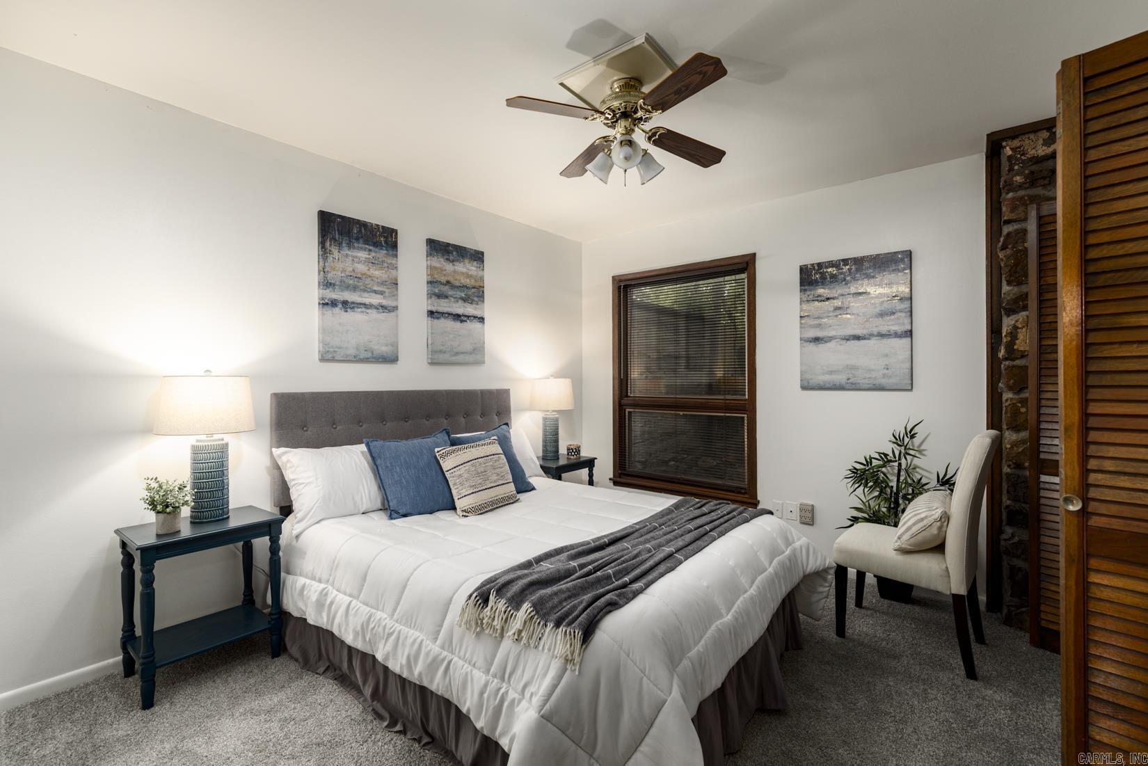 5 Coachlight Circle Property Photo 19