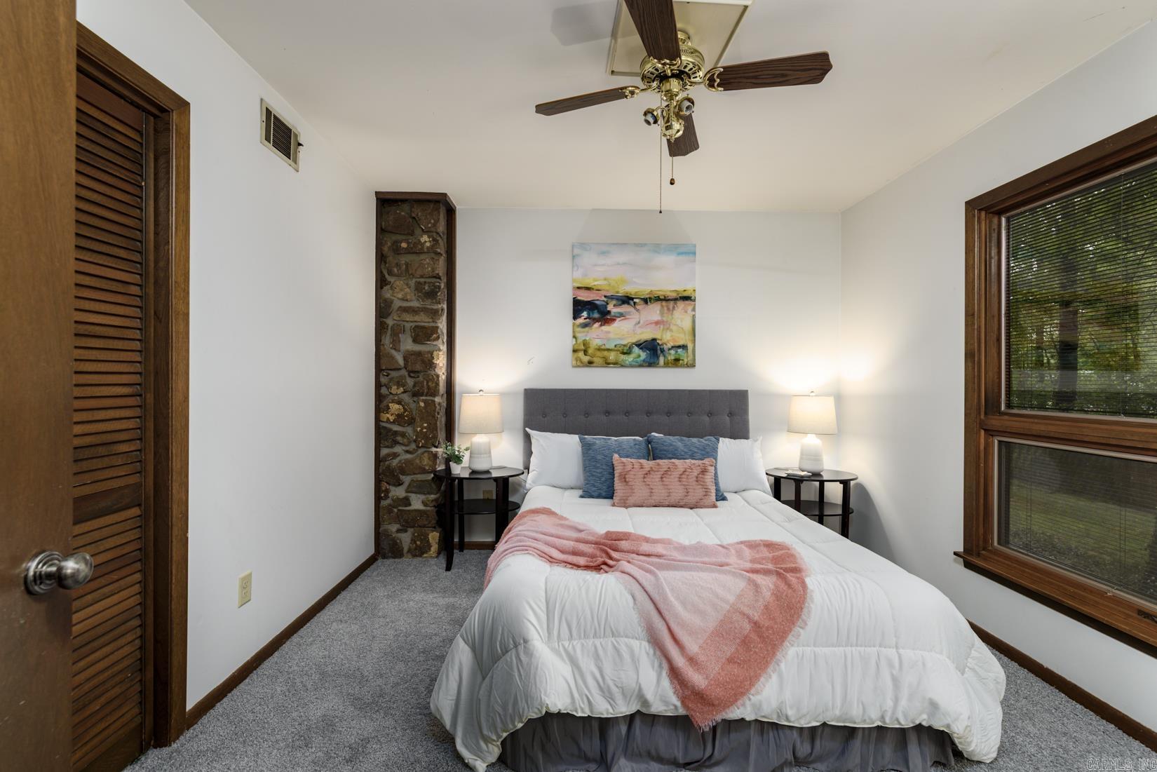 5 Coachlight Circle Property Photo 22