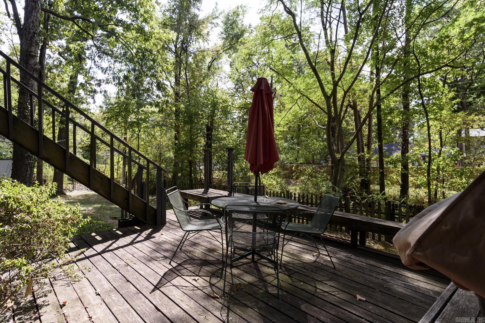 5 Coachlight Circle Property Photo 25