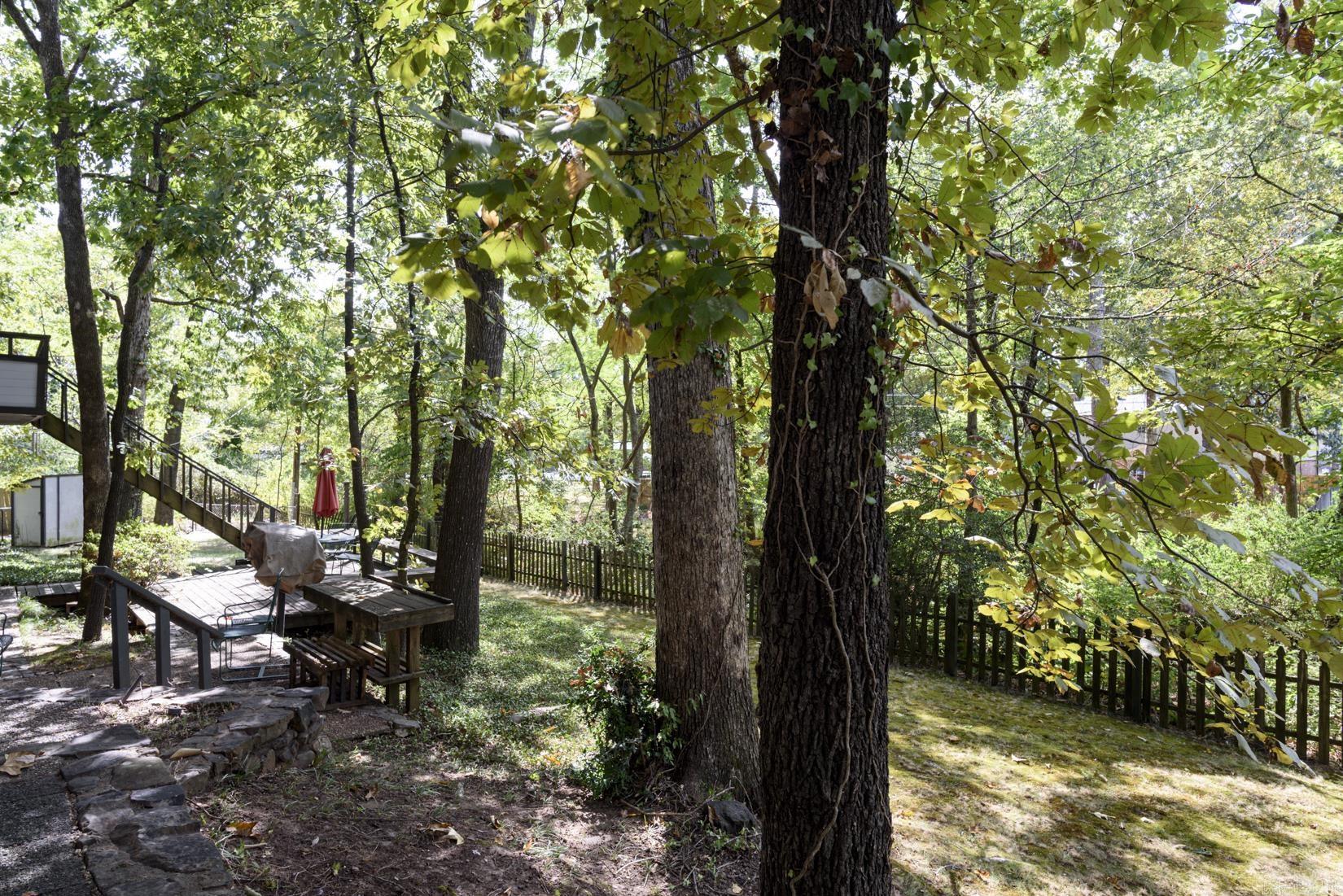 5 Coachlight Circle Property Photo 27