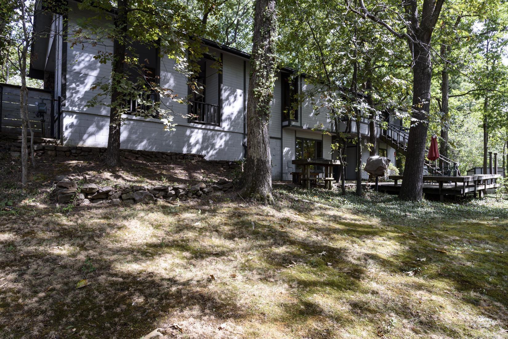 5 Coachlight Circle Property Photo 30