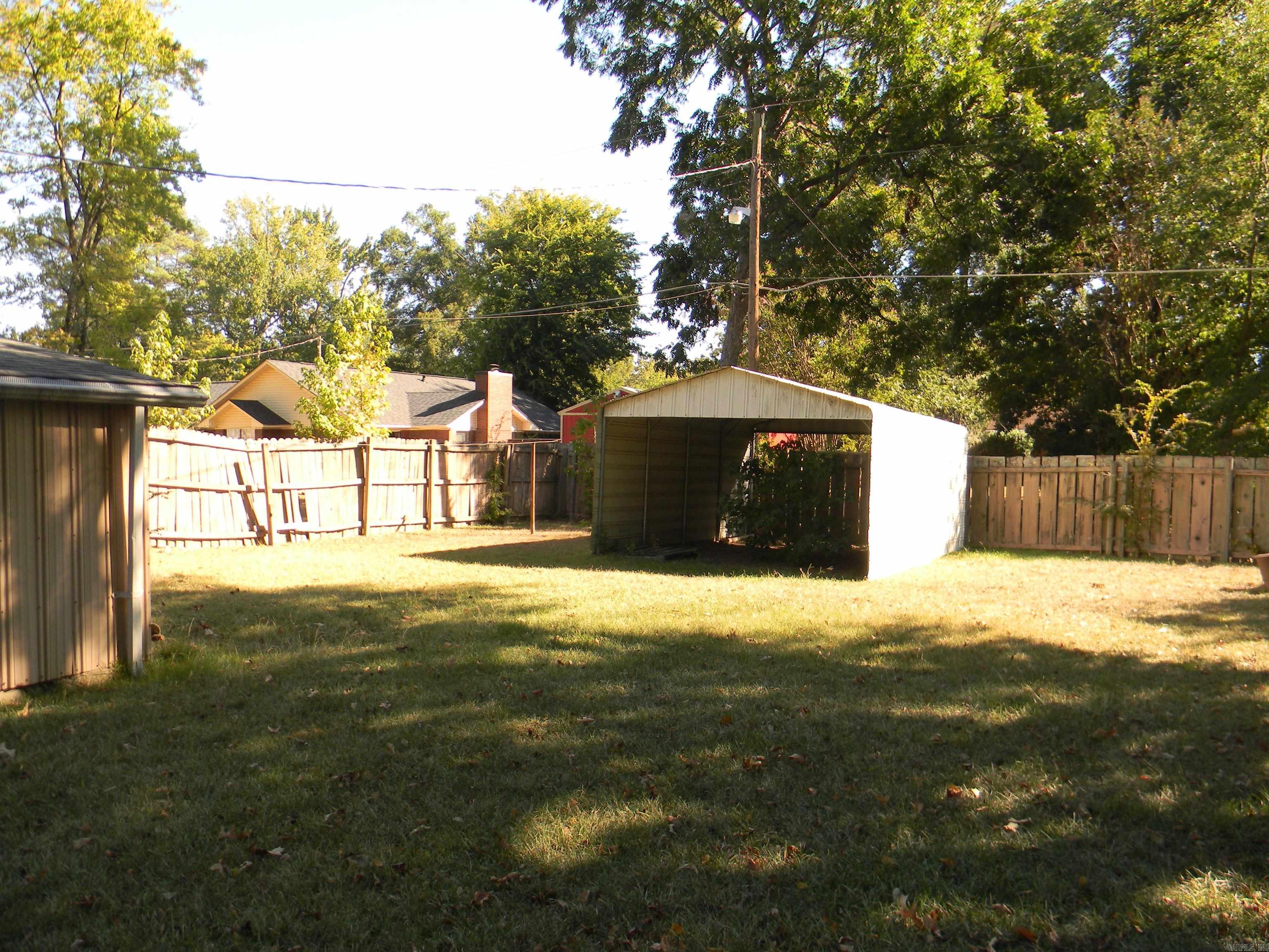 1206 W 30th Property Photo 15