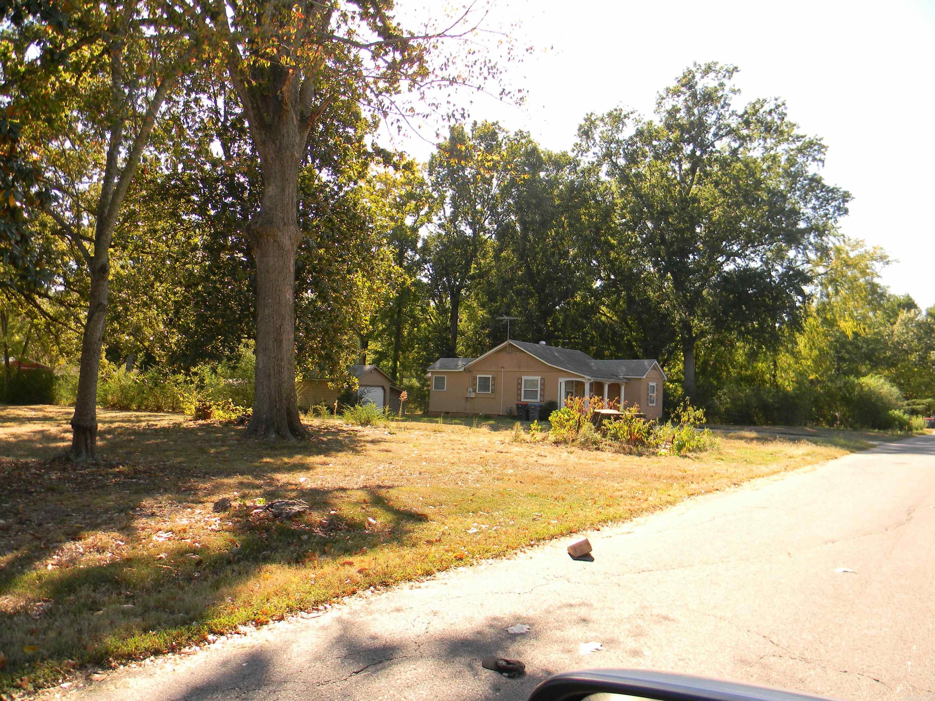 1206 W 30th Property Photo 20