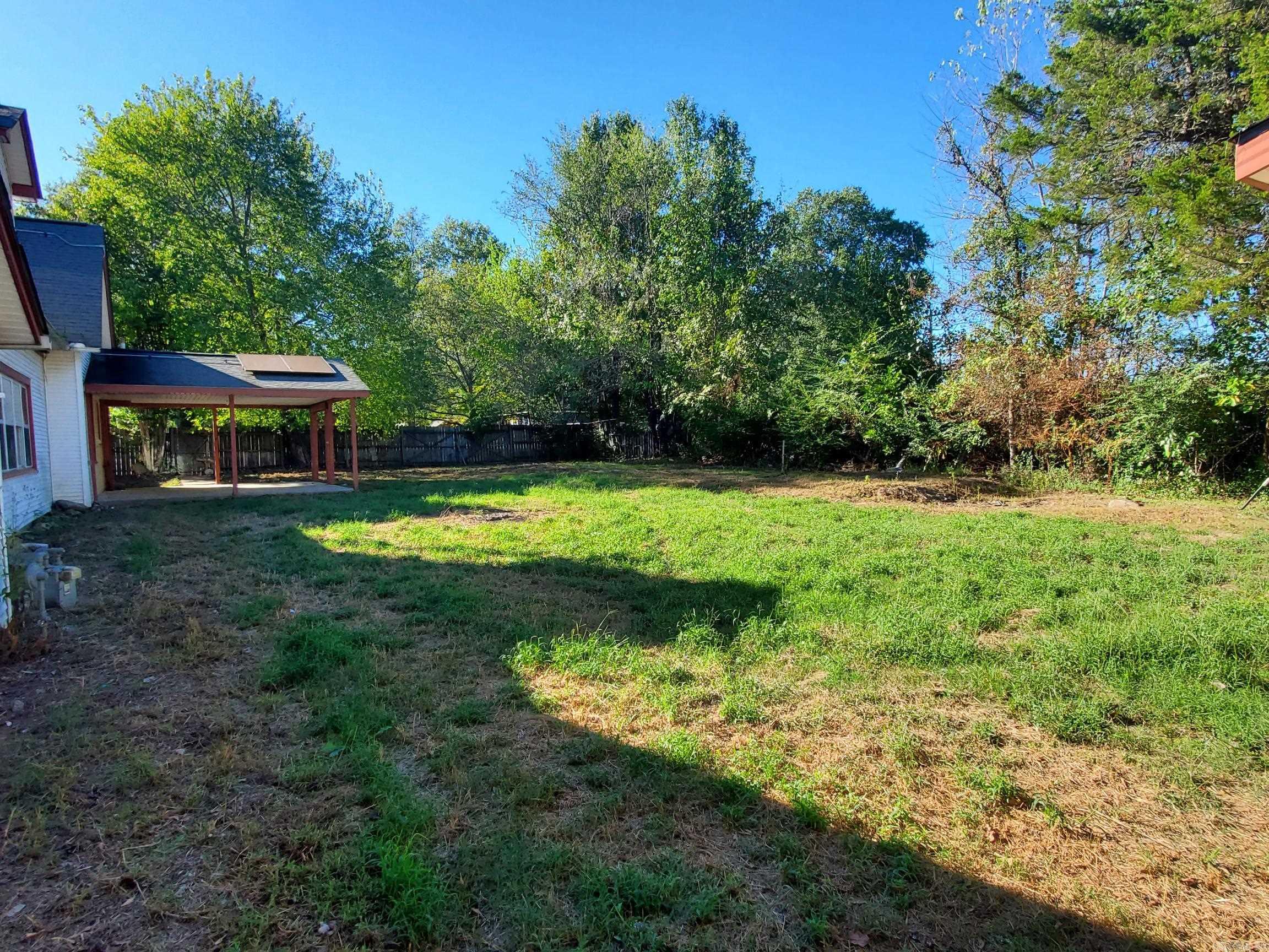 1311 Magnolia Avenue Property Photo 5