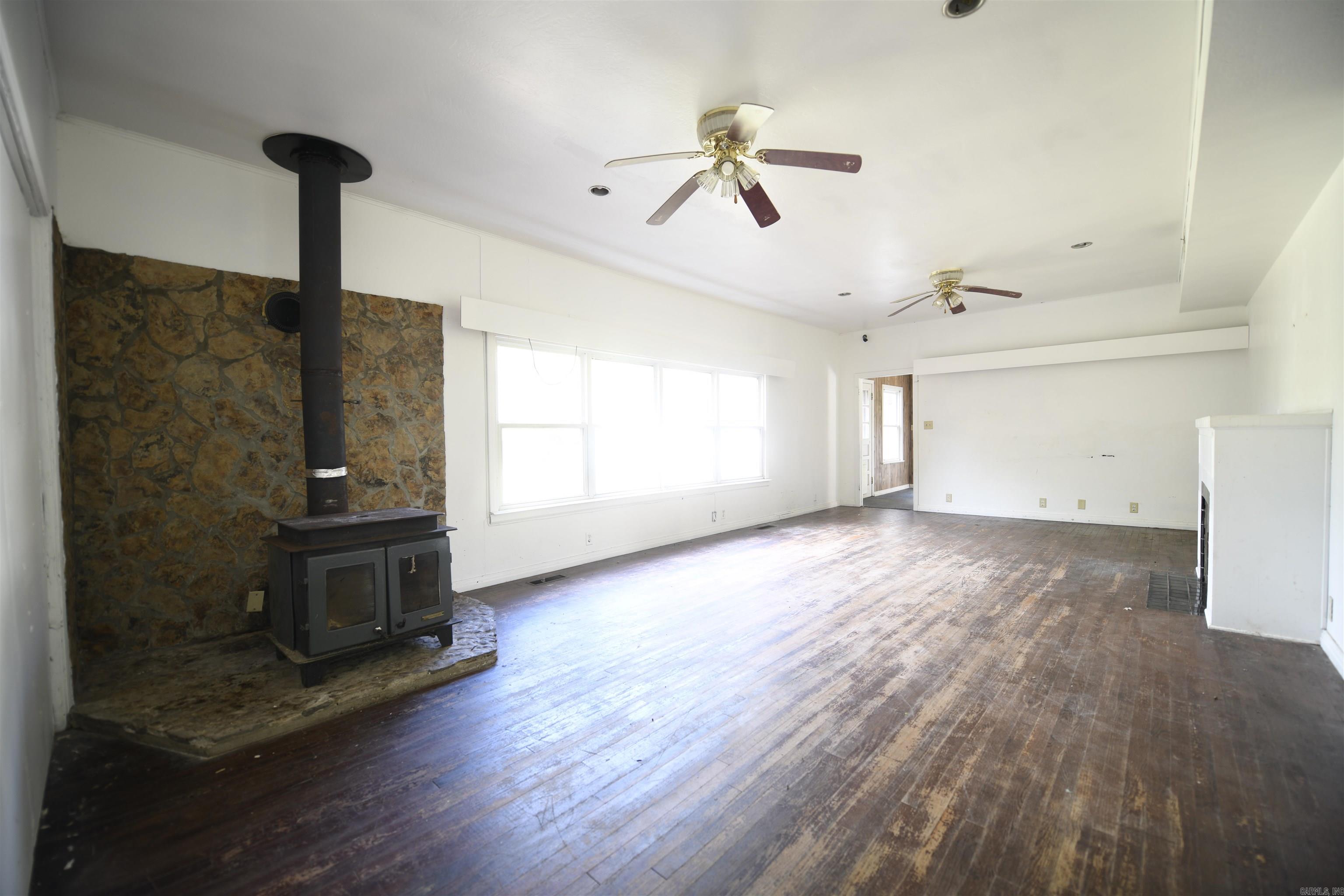 1311 Magnolia Avenue Property Photo 8
