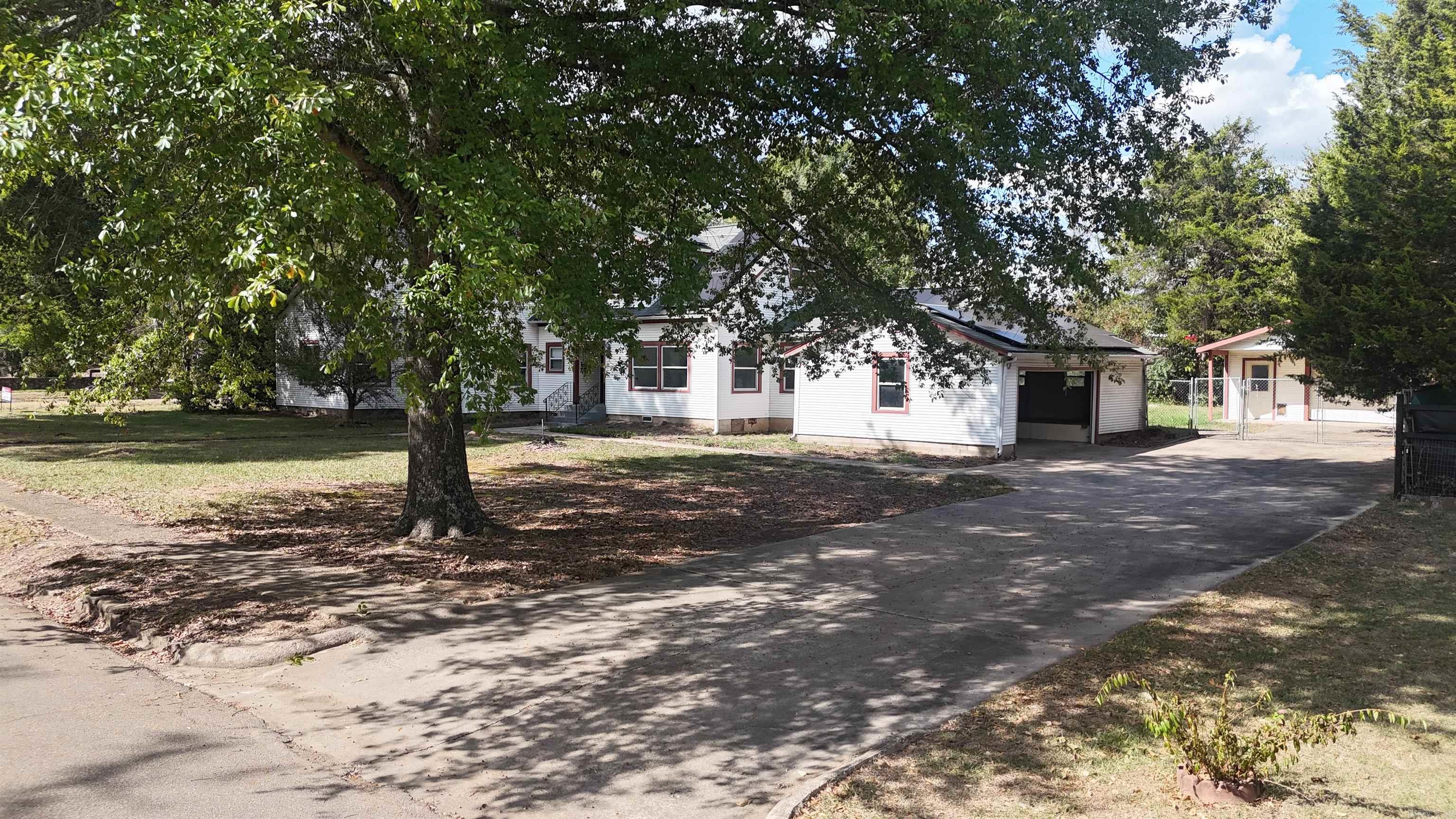 1311 Magnolia Avenue Property Photo 39