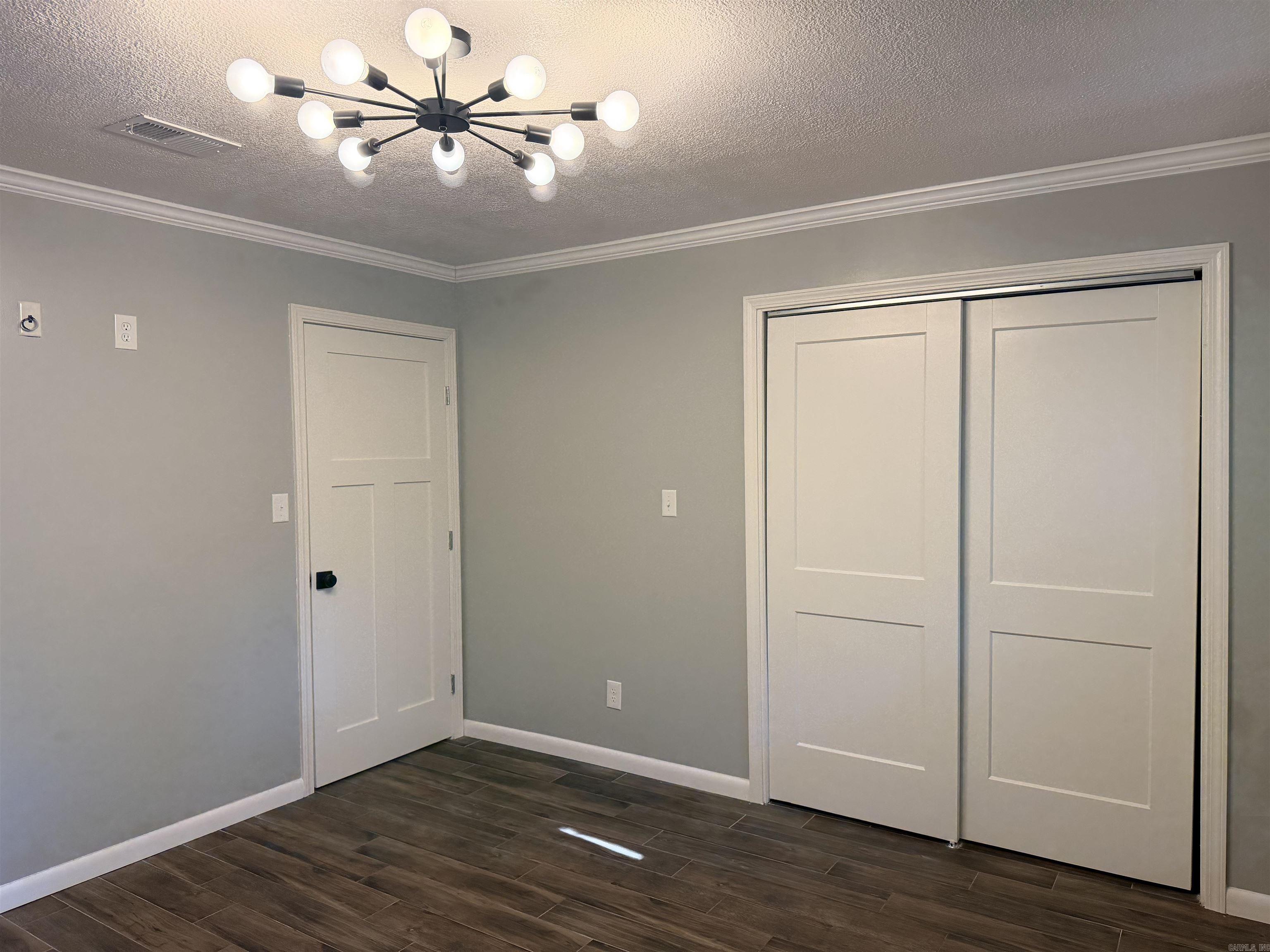 108 Woodshire Dr Property Photo 16