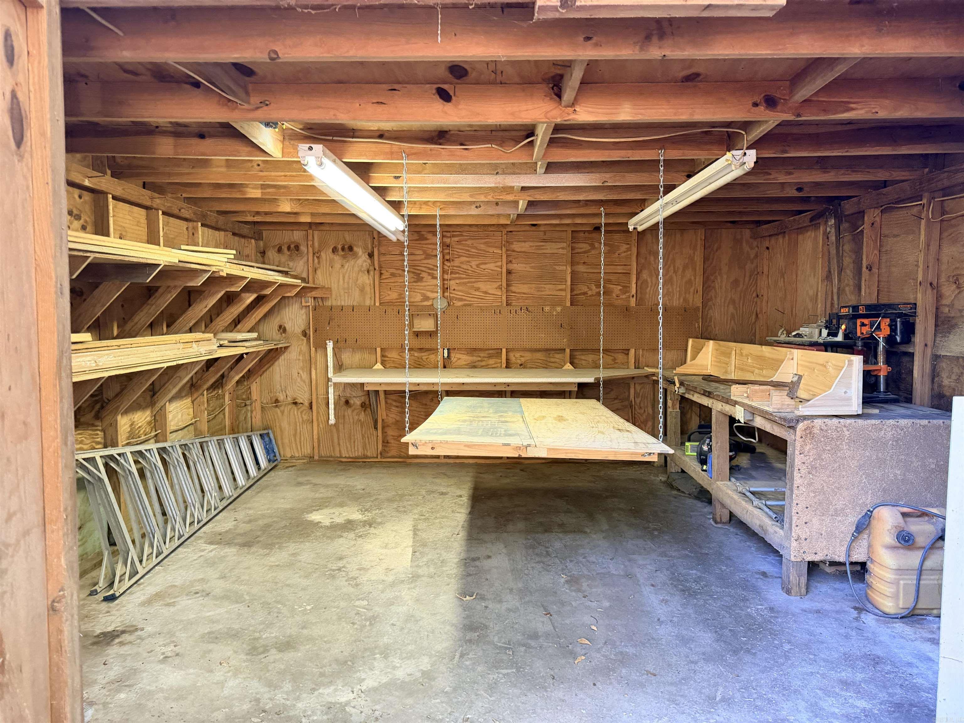 108 Woodshire Dr Property Photo 45