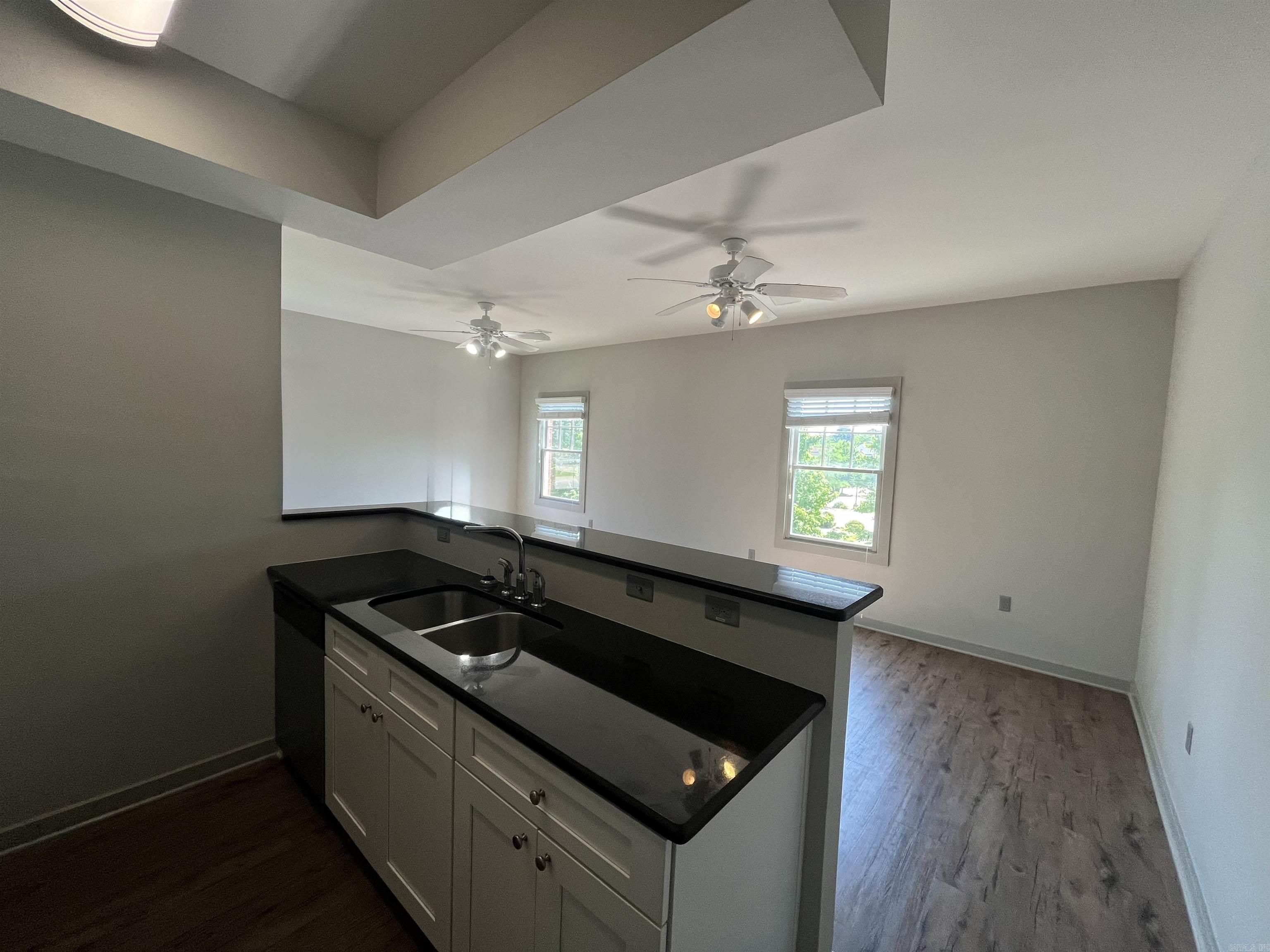 1855 Mckennon Street 5 Property Photo 3