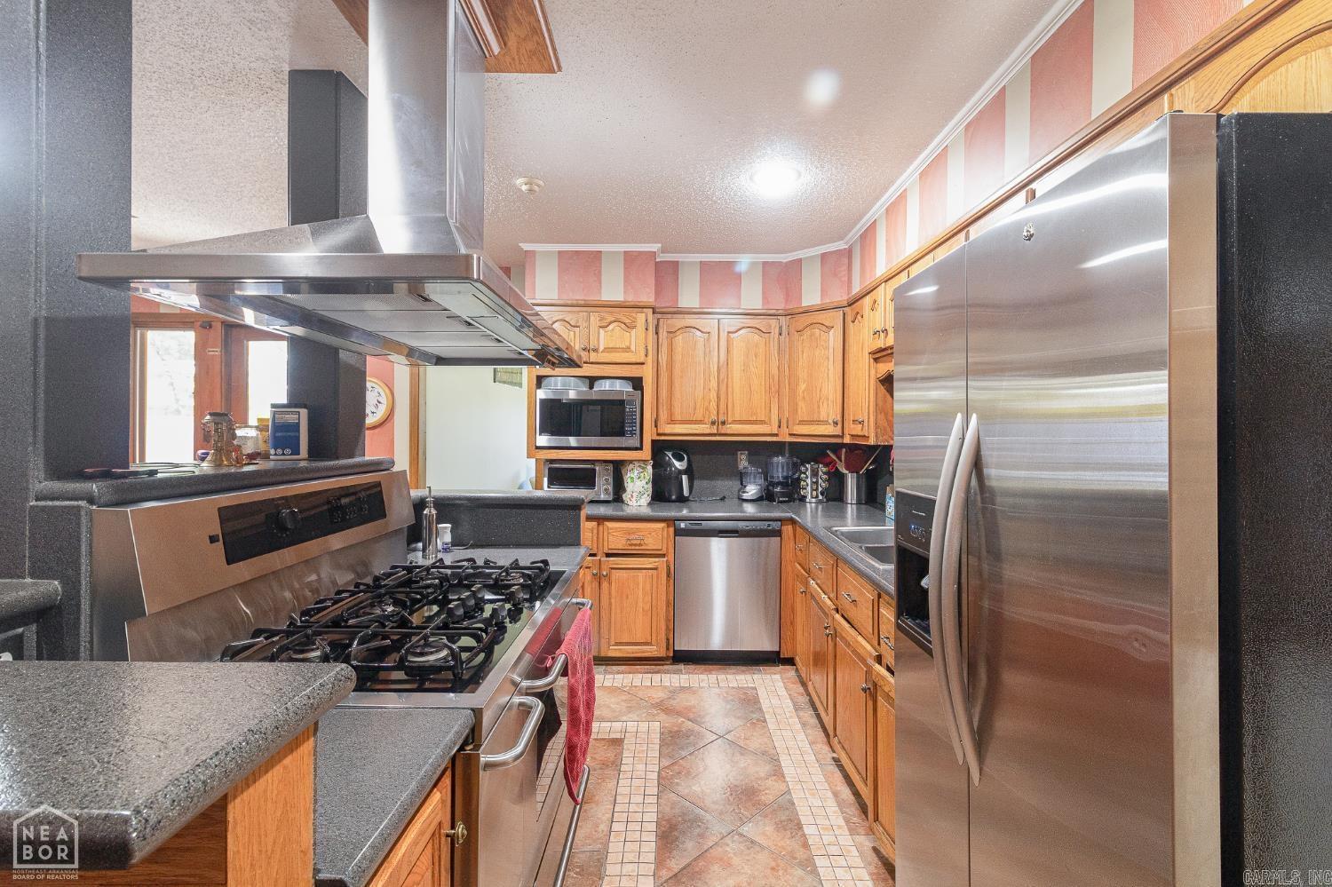 803 E Lakeshore Drive Property Photo 13