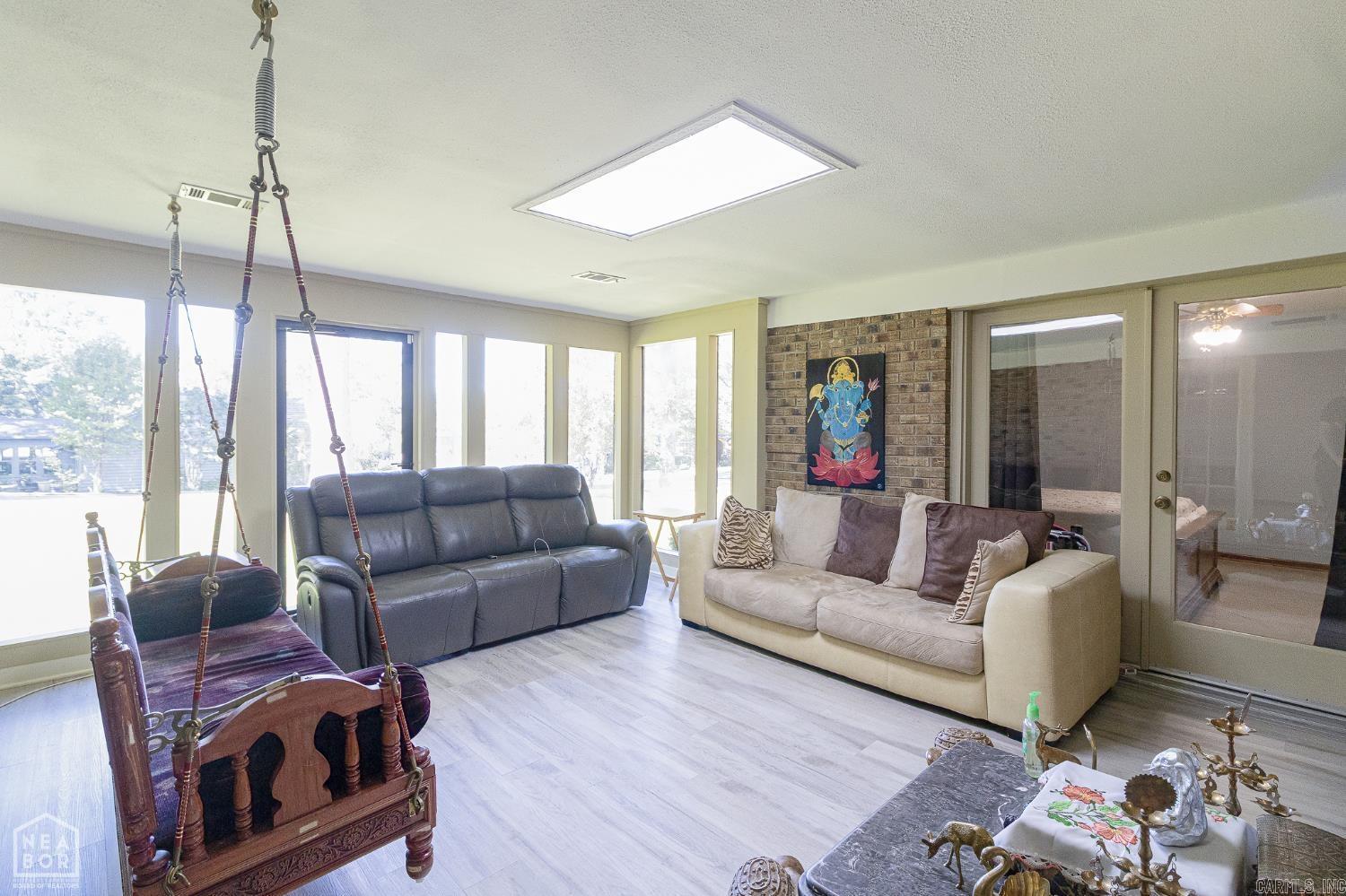 803 E Lakeshore Drive Property Photo 14