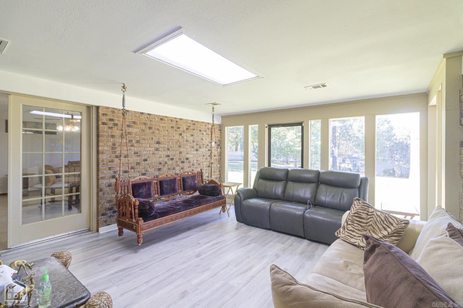 803 E Lakeshore Drive Property Photo 15