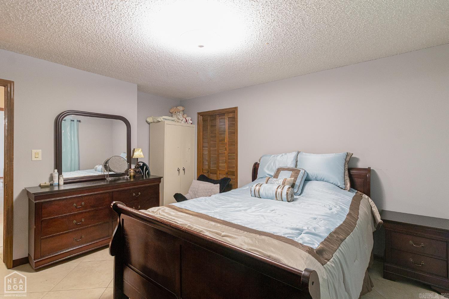 803 E Lakeshore Drive Property Photo 24