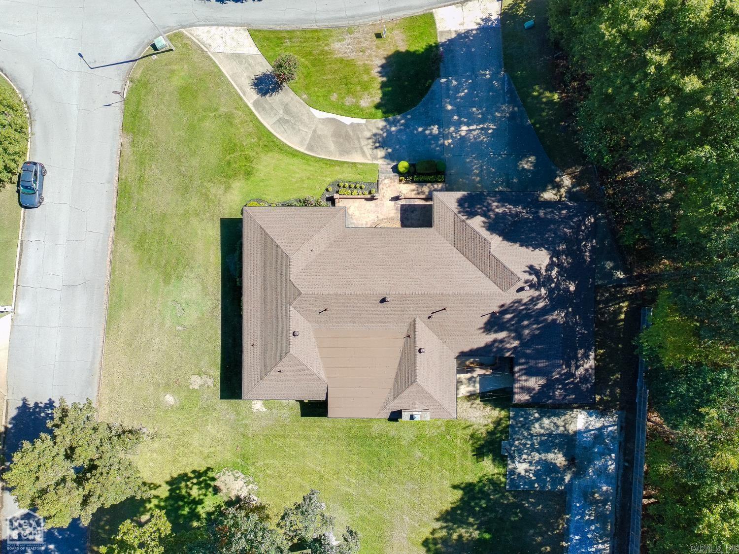 803 E Lakeshore Drive Property Photo 33