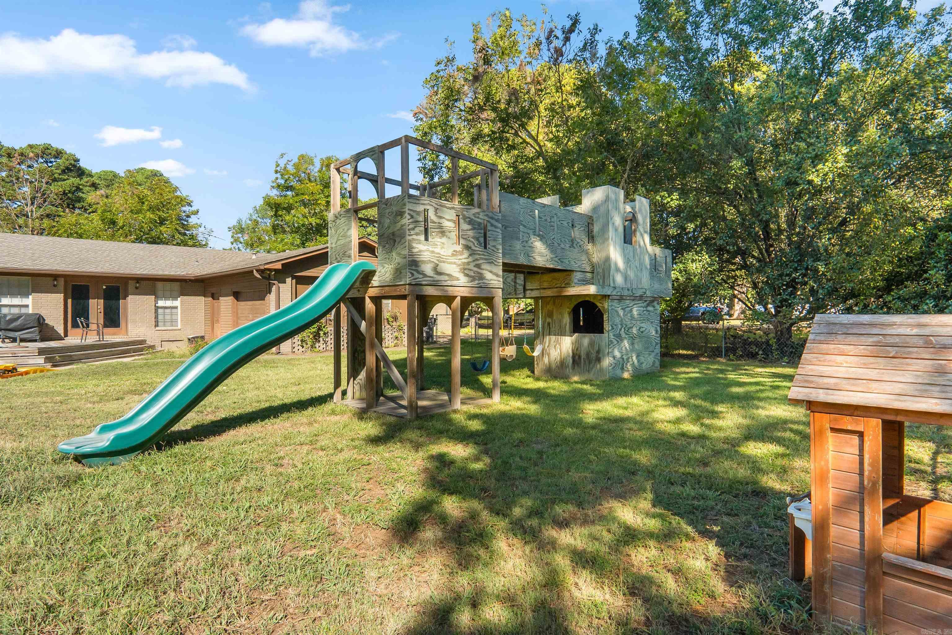 901 W Iowa St. Property Photo 36