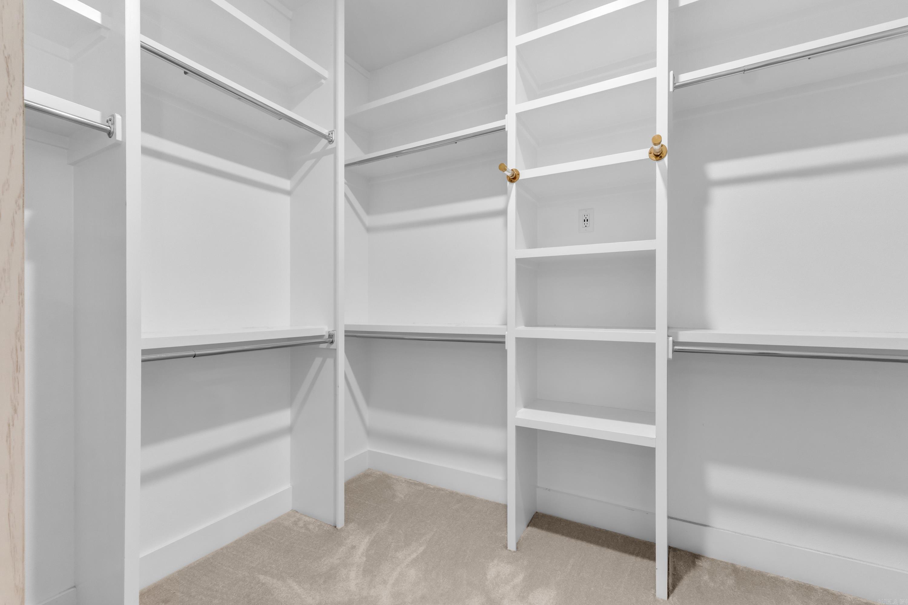 16 Bentwood Lane Property Photo 24