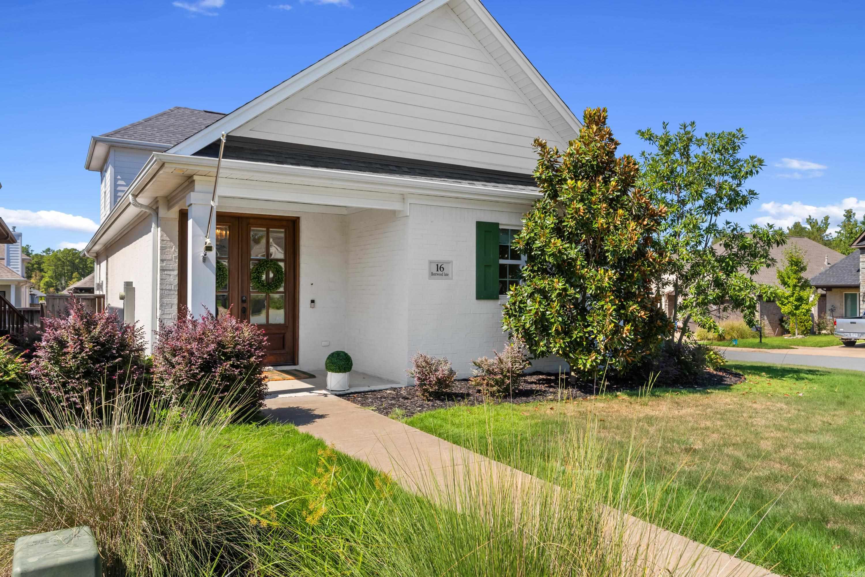 16 Bentwood Lane Property Photo 41