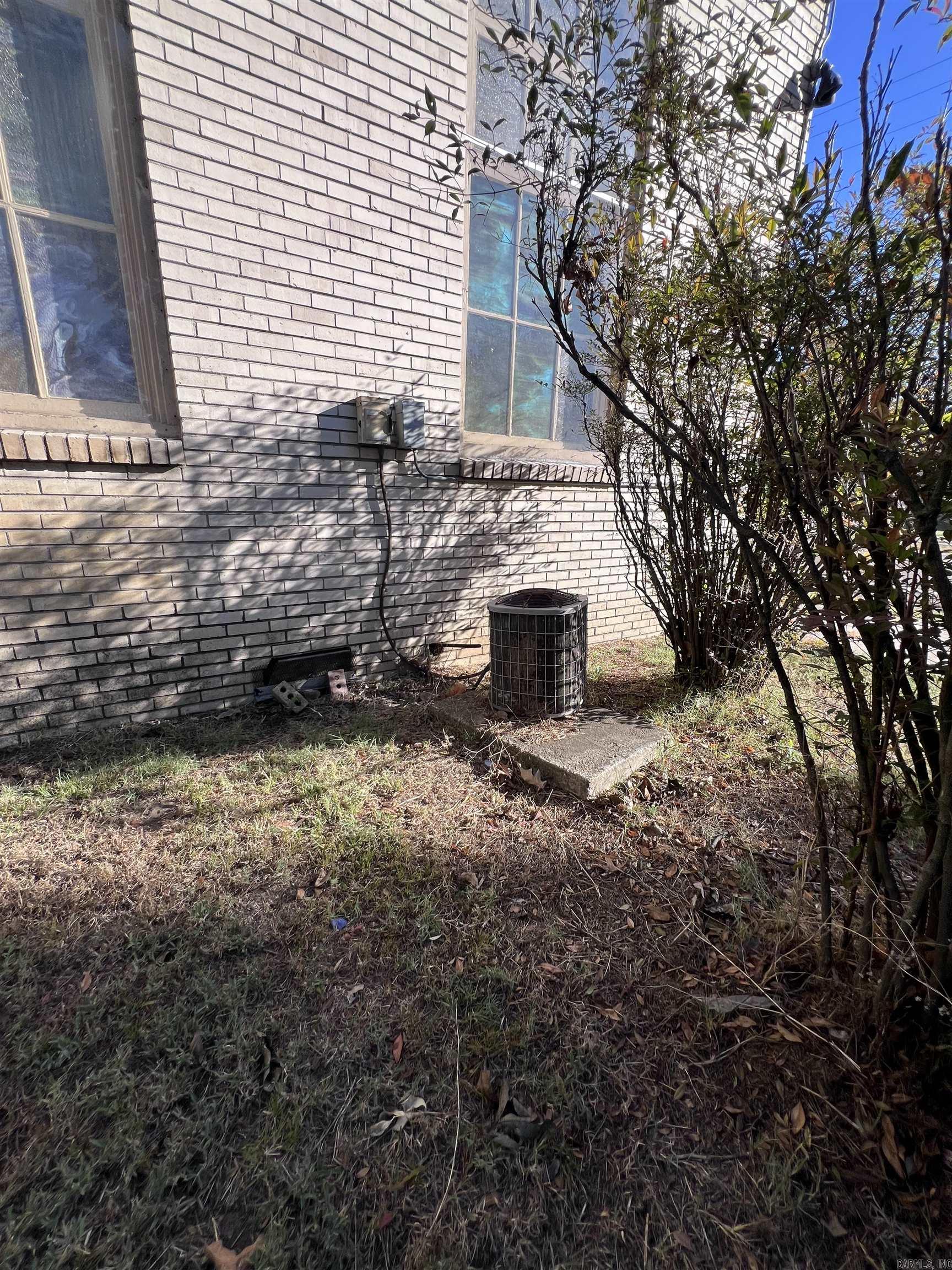 101 Smithdale Property Photo 12