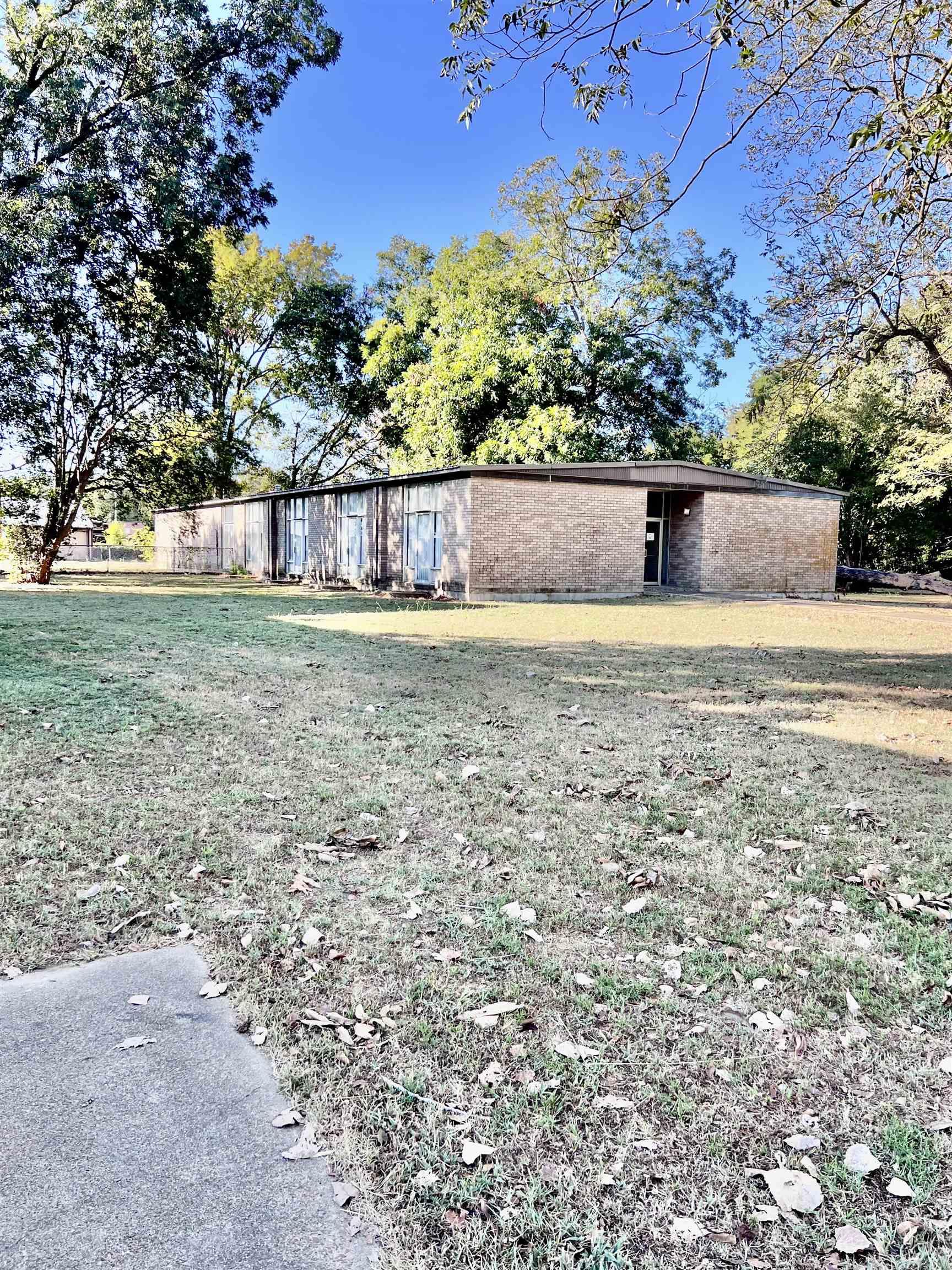 101 Smithdale Property Photo 50