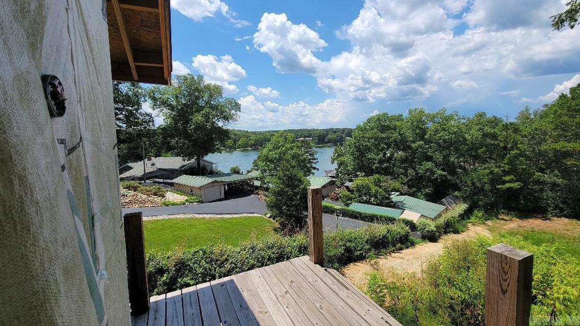 377 Arrowhead Property Photo 5