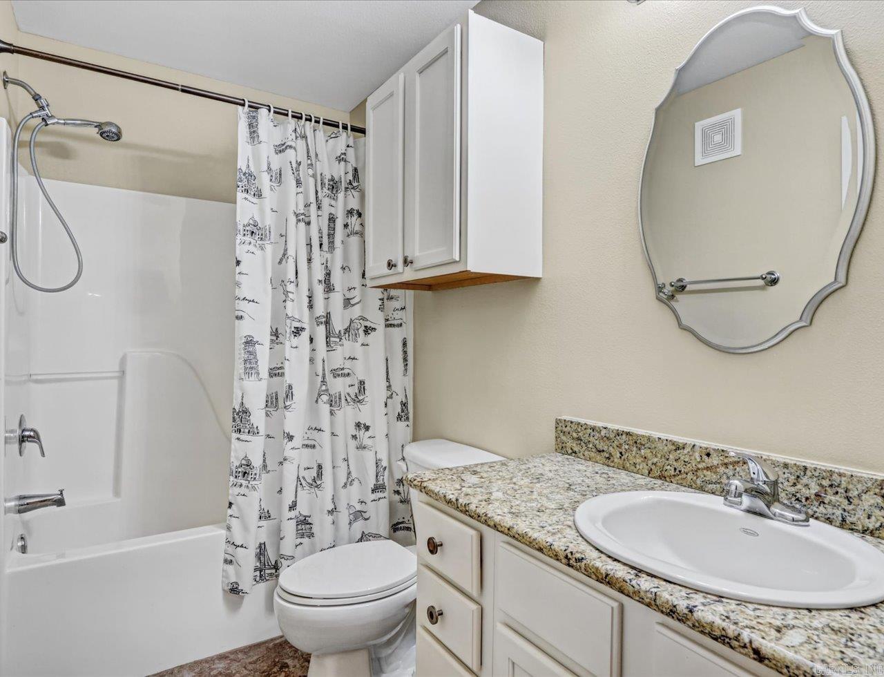 1100 Woodlawn Avenue 60 Property Photo 25
