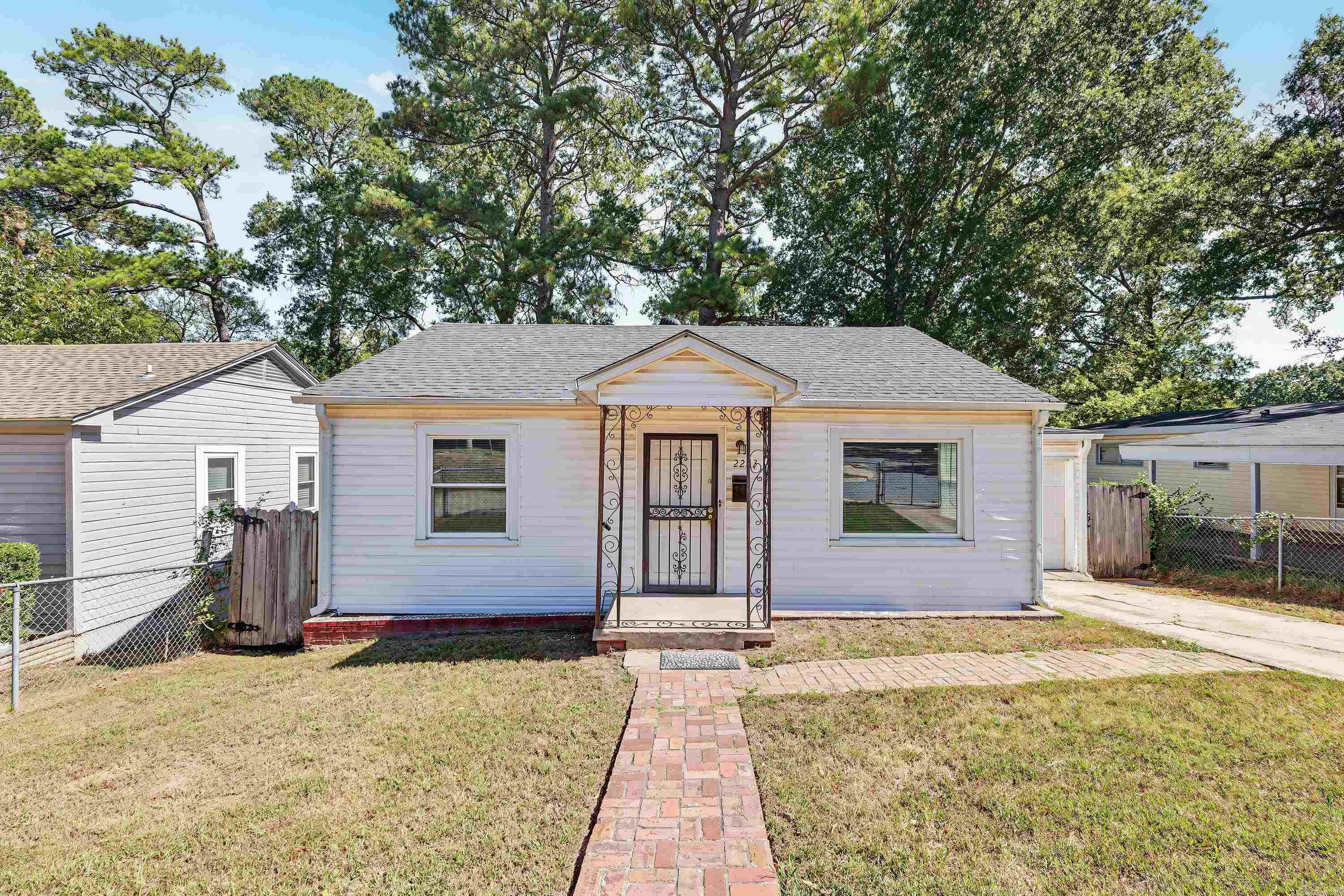 2223 S Jackson Street Property Photo 1