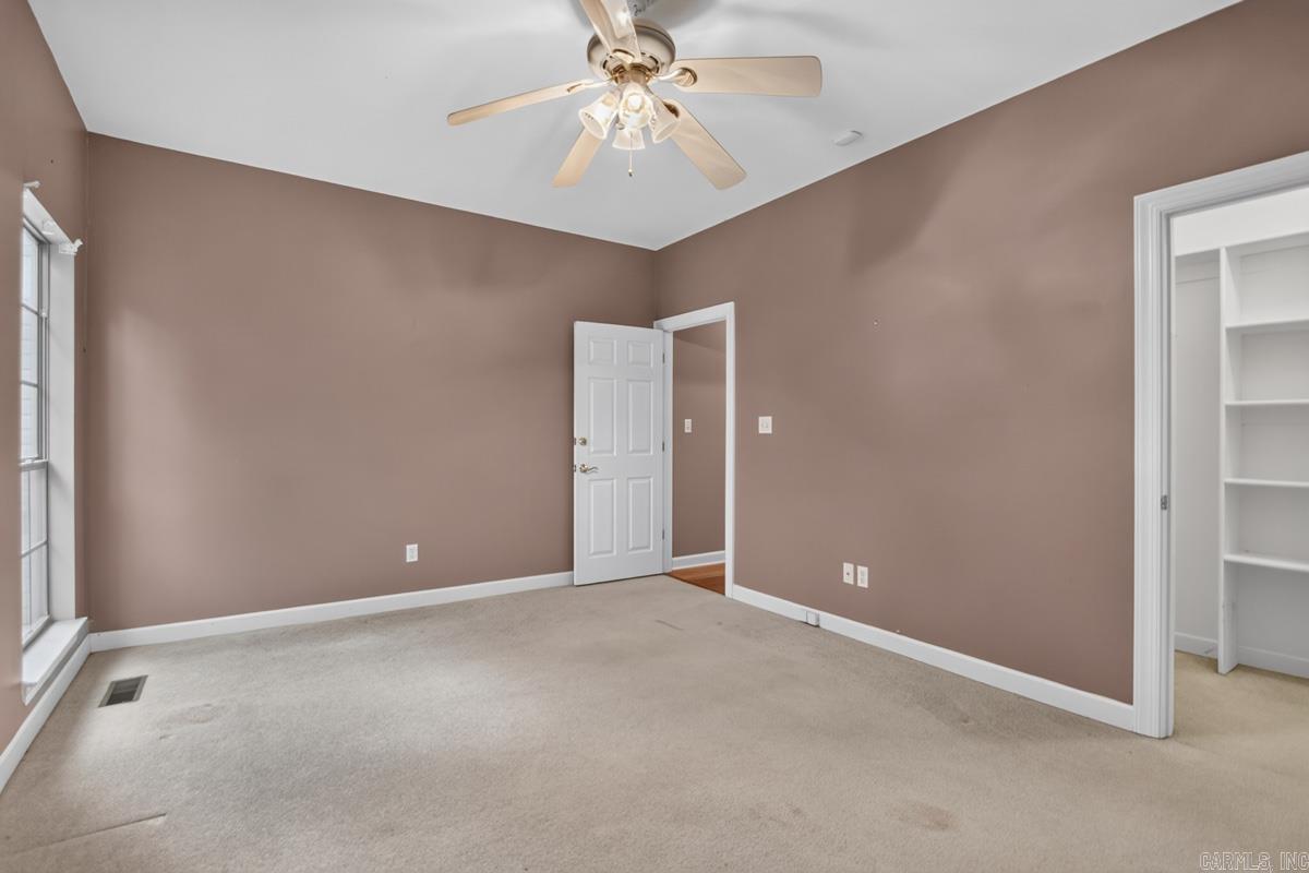 118 Duquesne Ct Property Photo 32