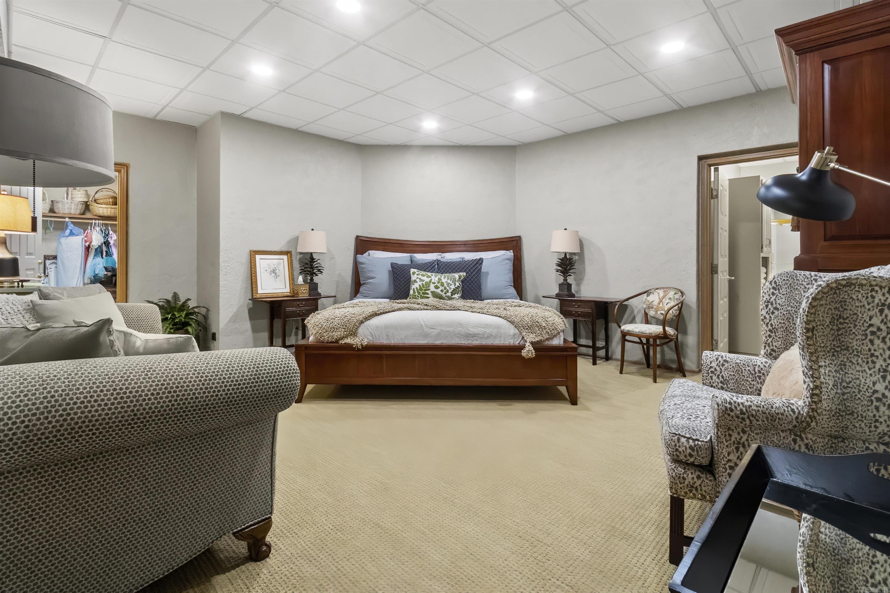 2702 Stonehedge Drive Property Photo 43
