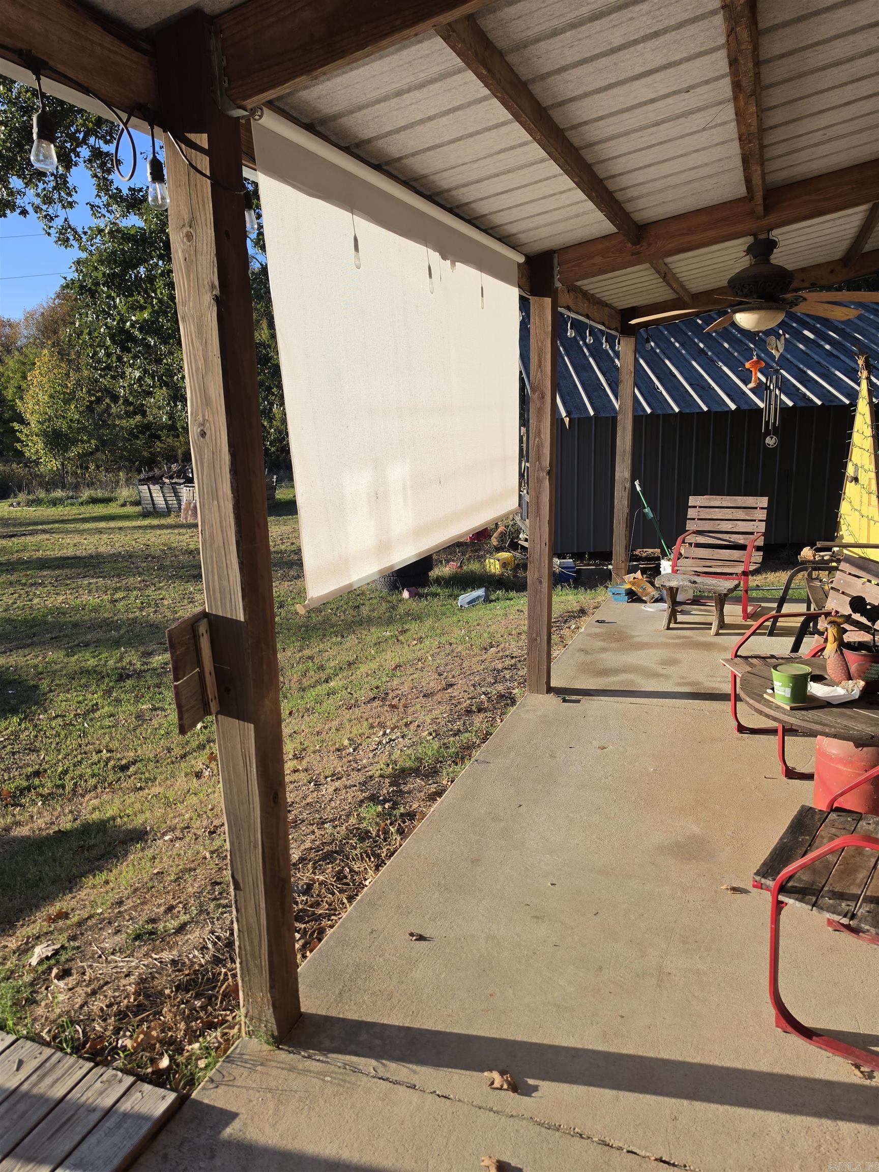1195 Hwy 5 Property Photo 6