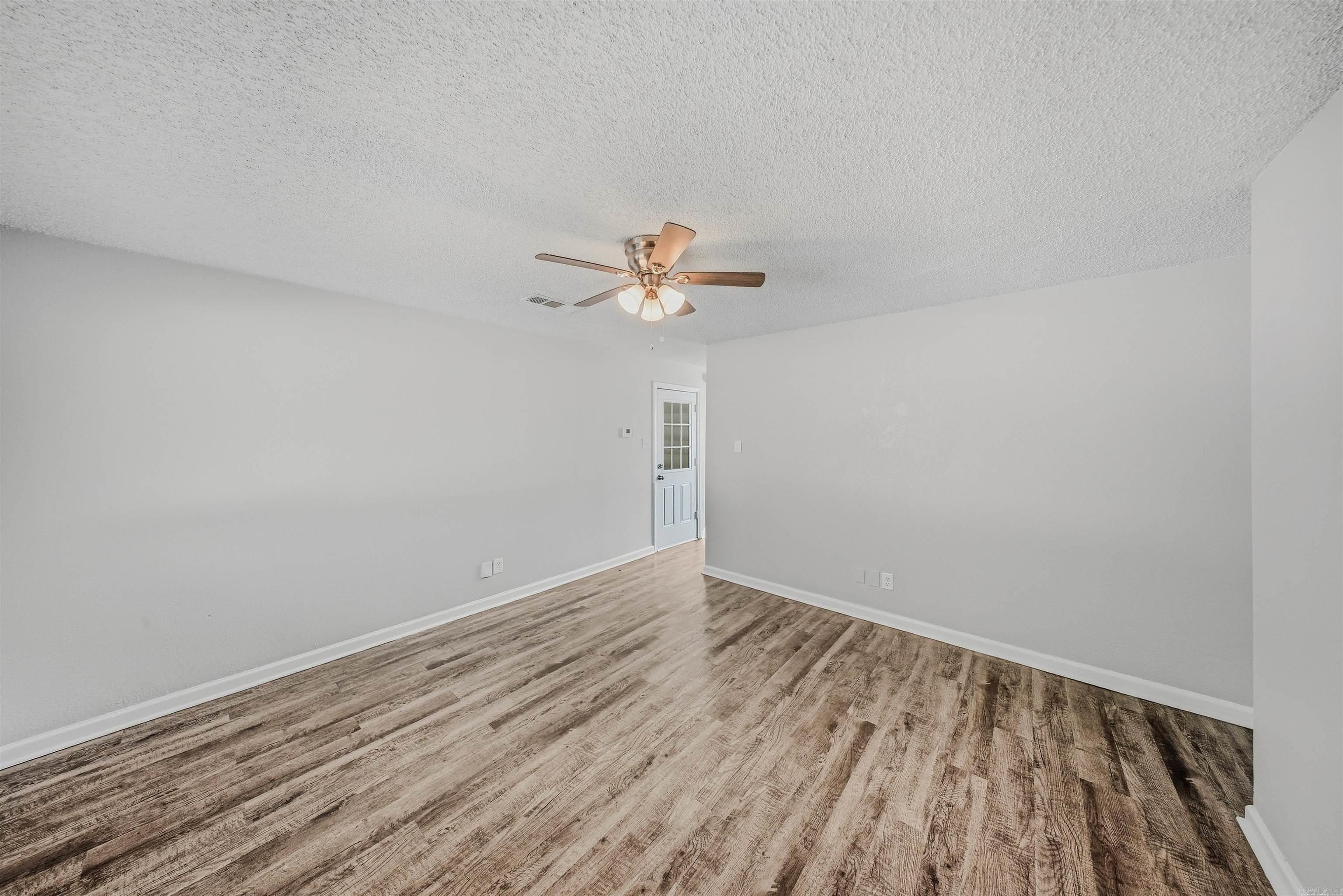 5216 Nelson Drive Property Photo 8