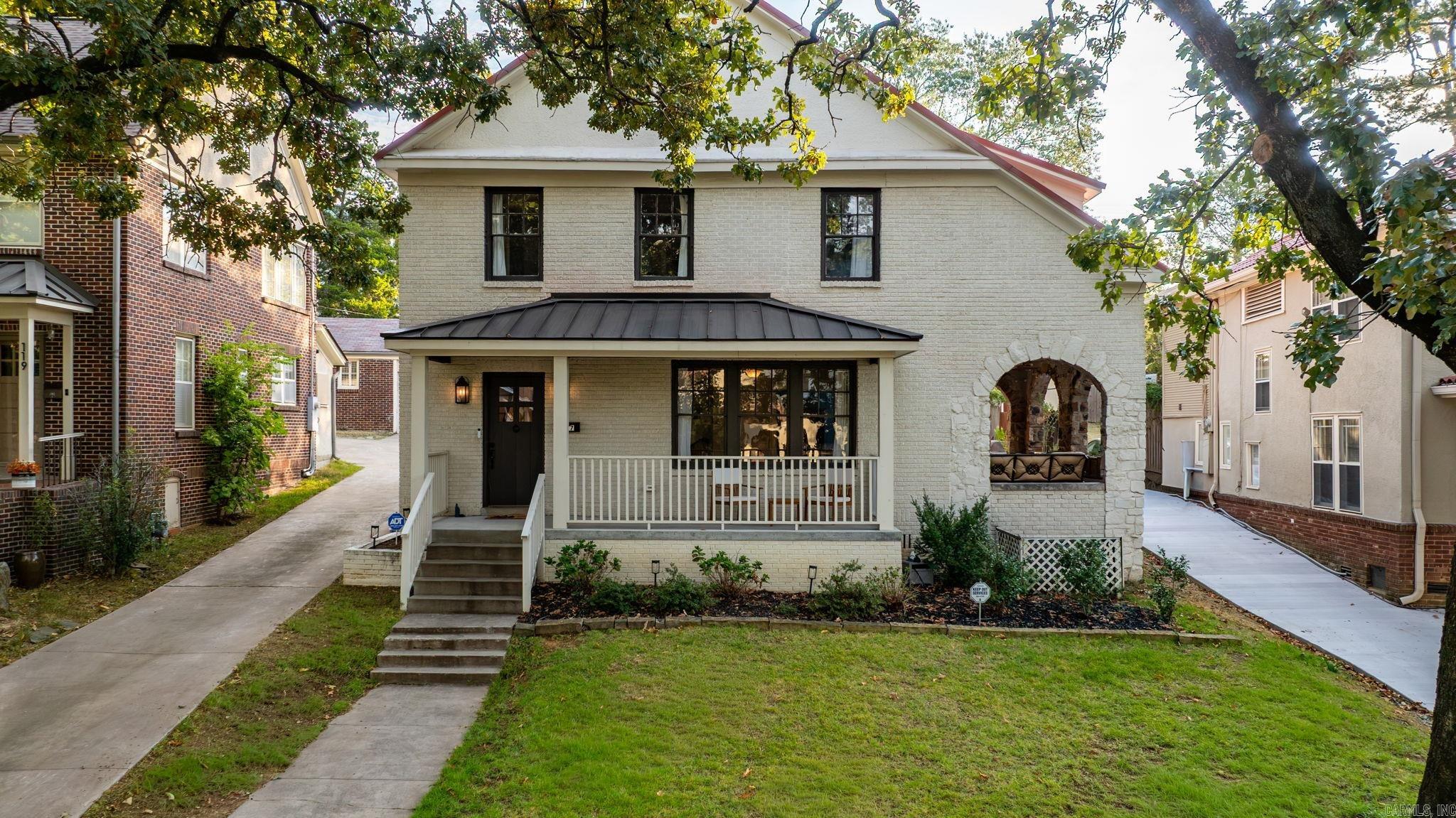 117 Crystal Court Property Photo 4